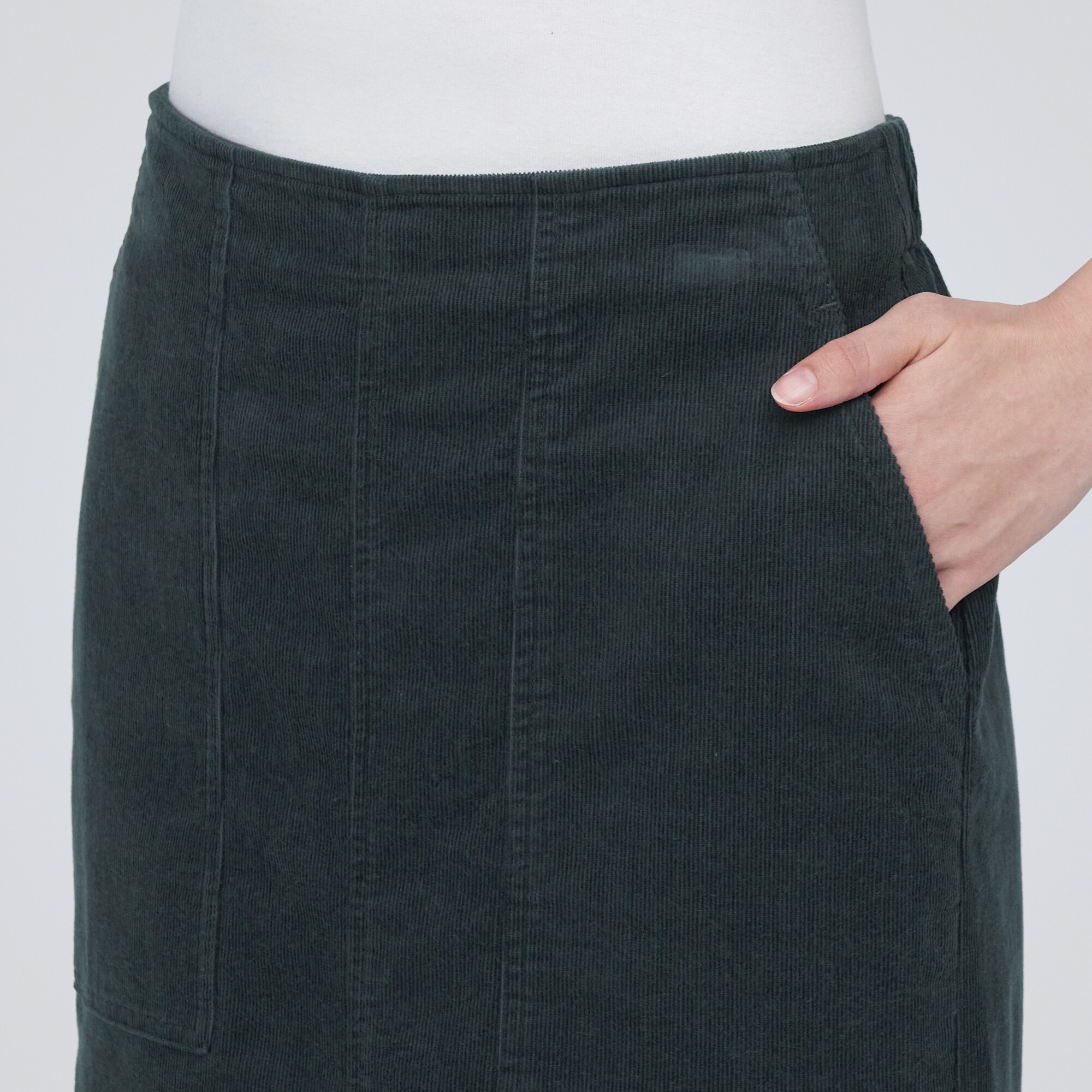 コーデュロイナロースカート