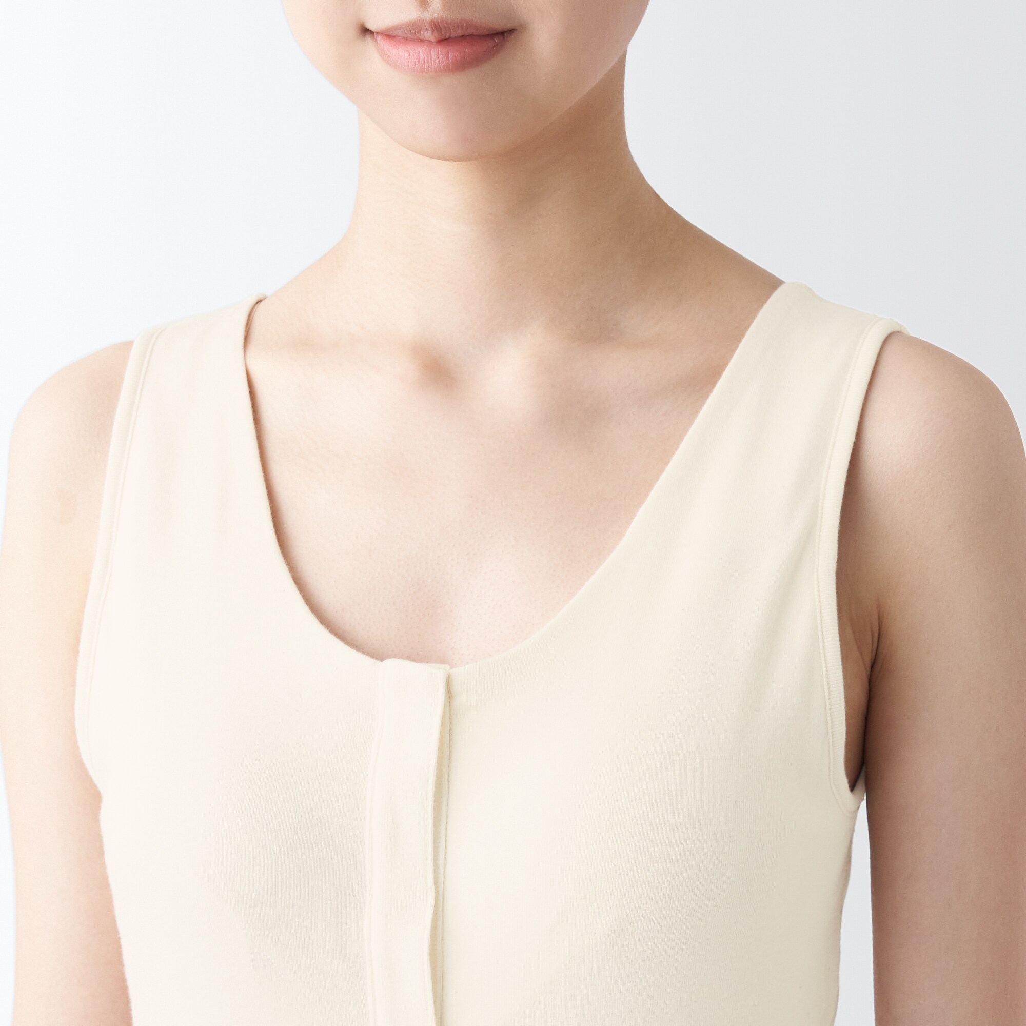 無染色前開きカップ入りタンクトップ