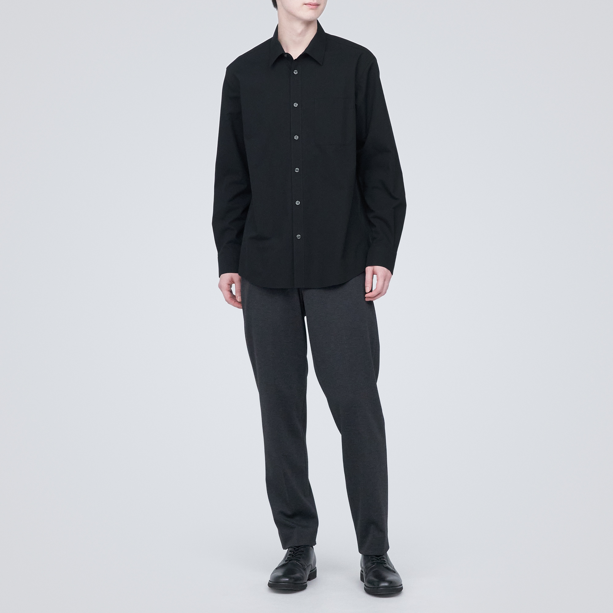 シワになりにくい長袖シャツ