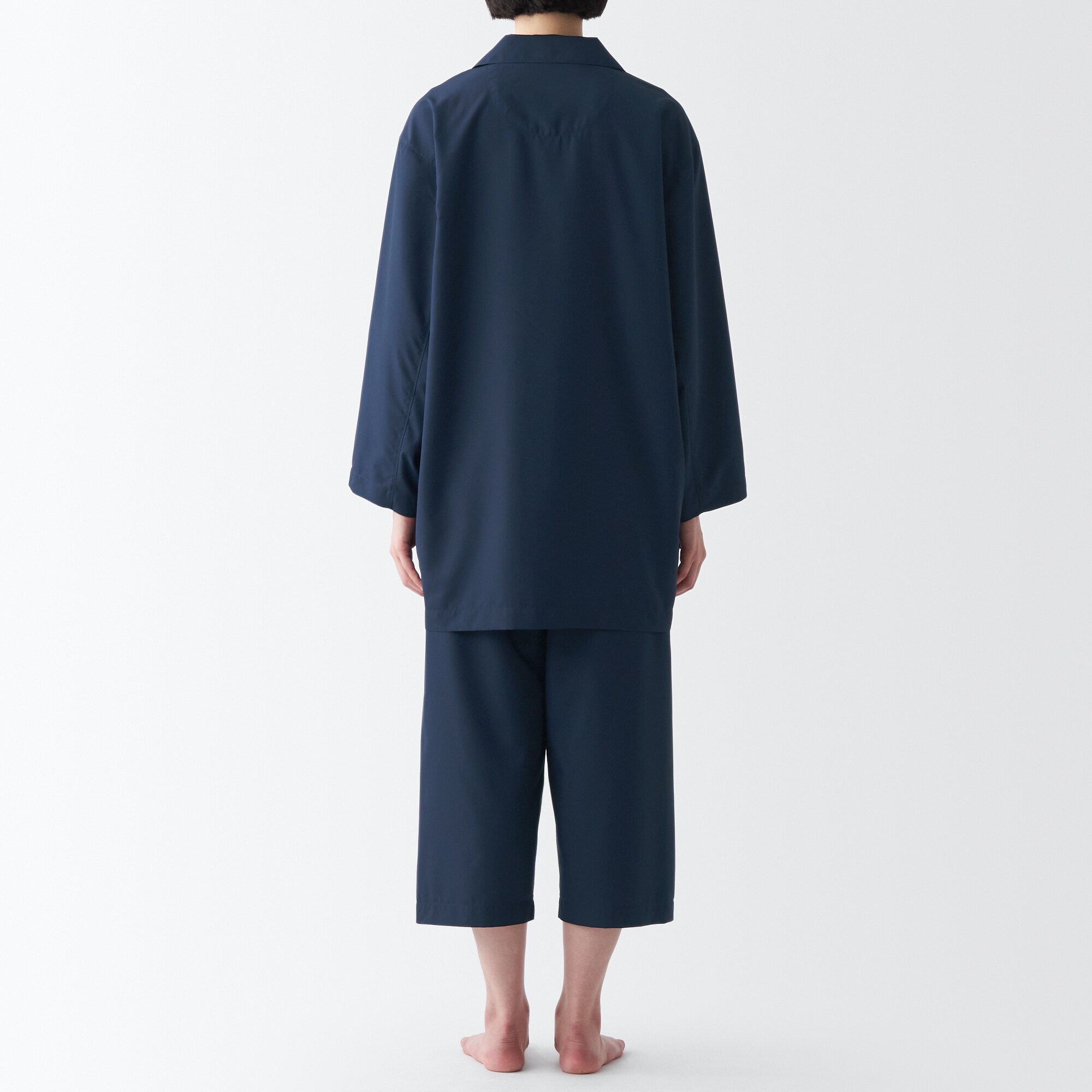 すぐ乾くトラベルパジャマ