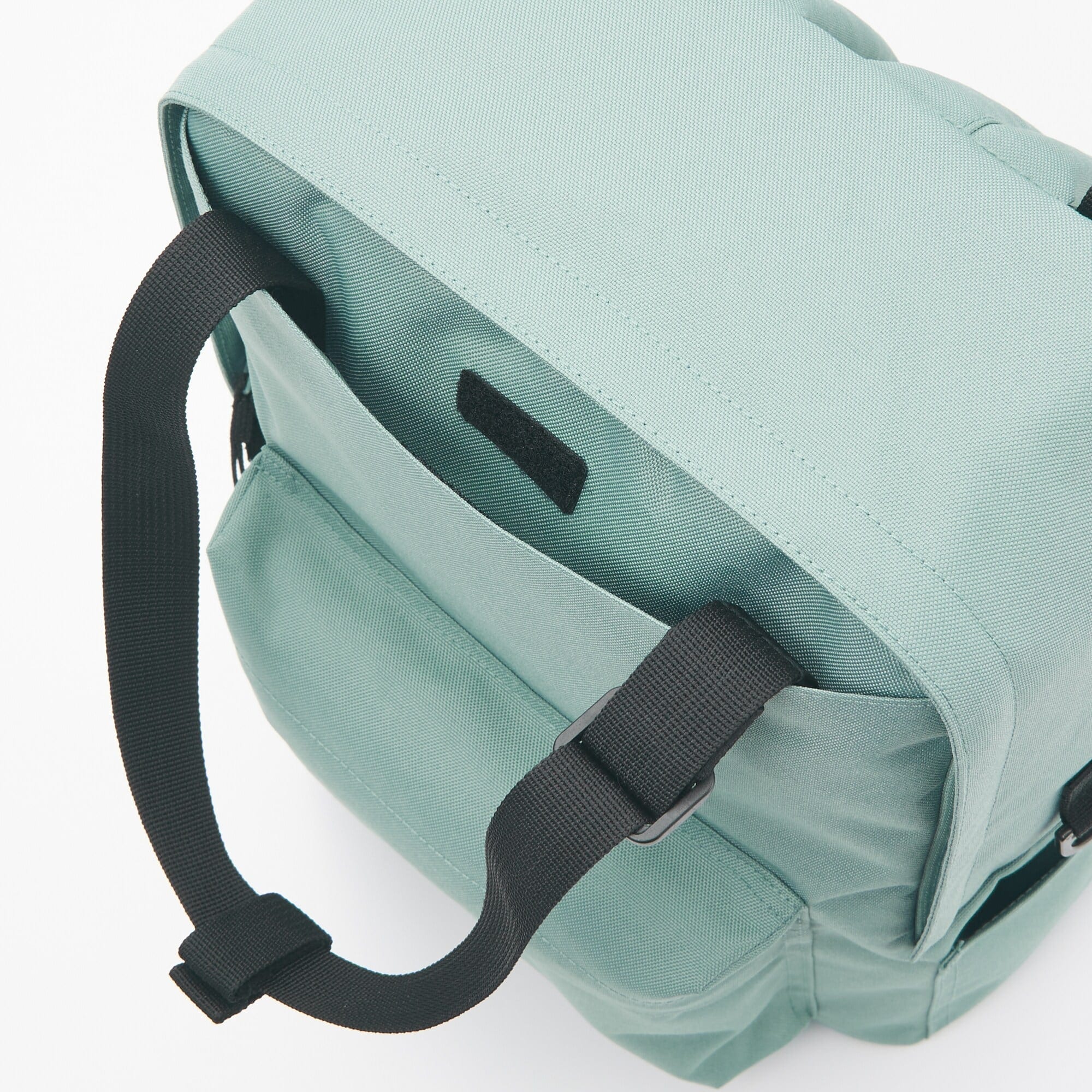 肩の負担を軽くする　手提げ付きリュックサック・Ａ４サイズ