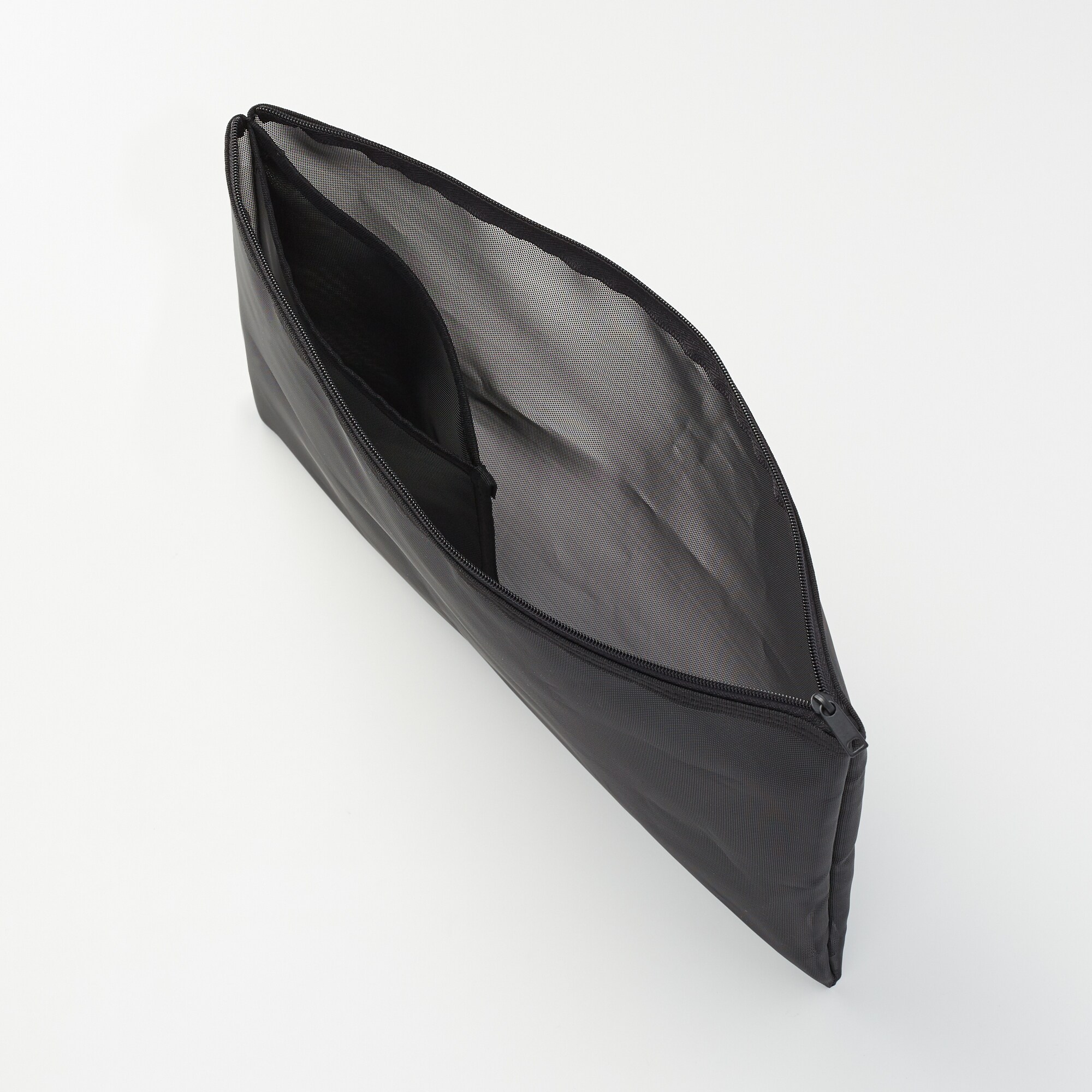 【Ａ４サイズ用】ナイロンメッシュ書類ケース・ポケット付き