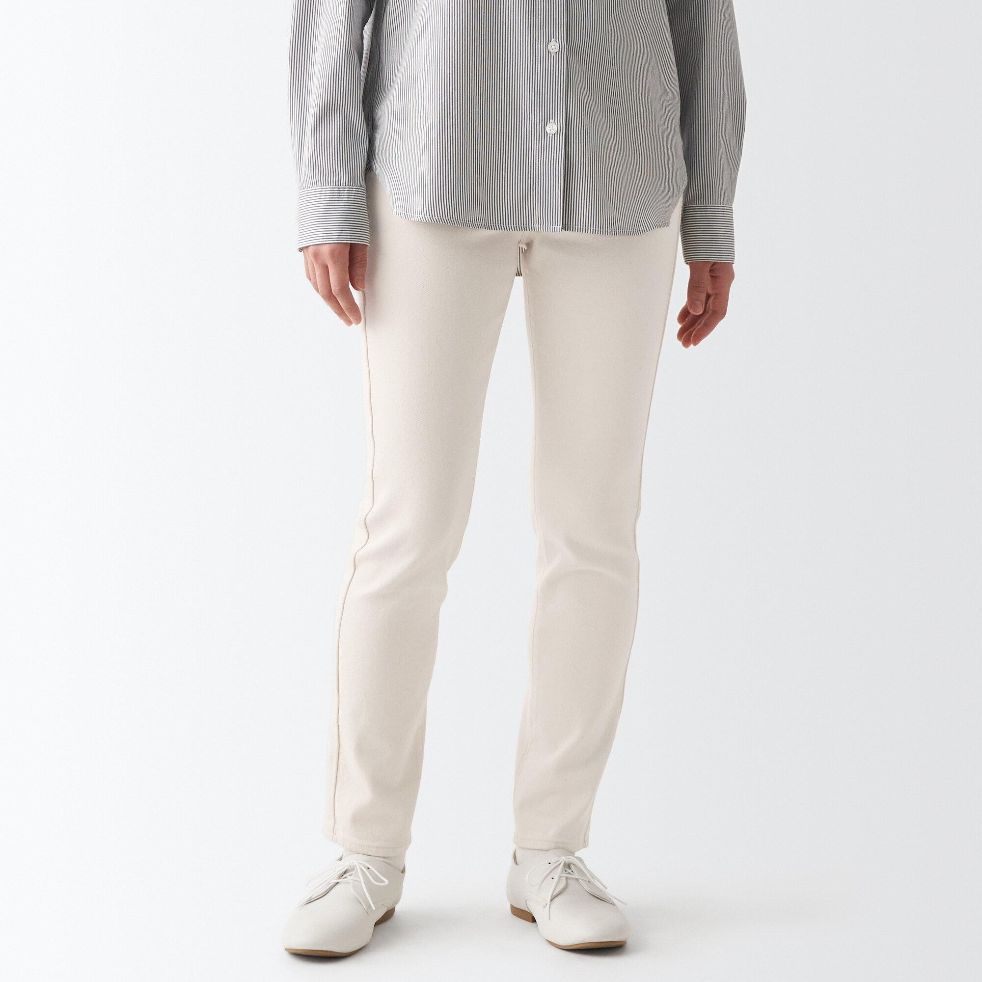 【スリム】ストレッチデニムパンツ（股下７０ｃｍ）