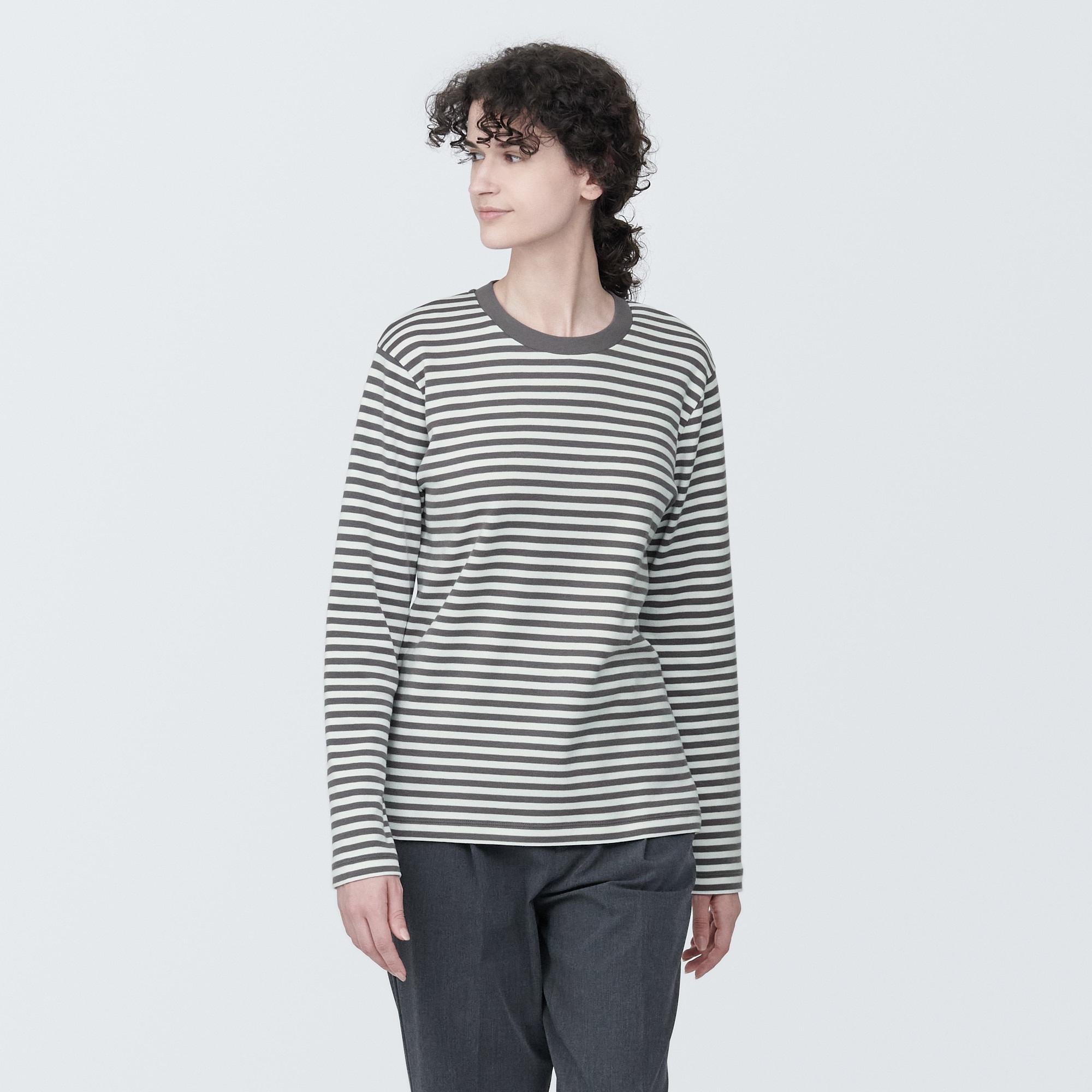 婦人　スムース編みクルーネック長袖Ｔシャツ