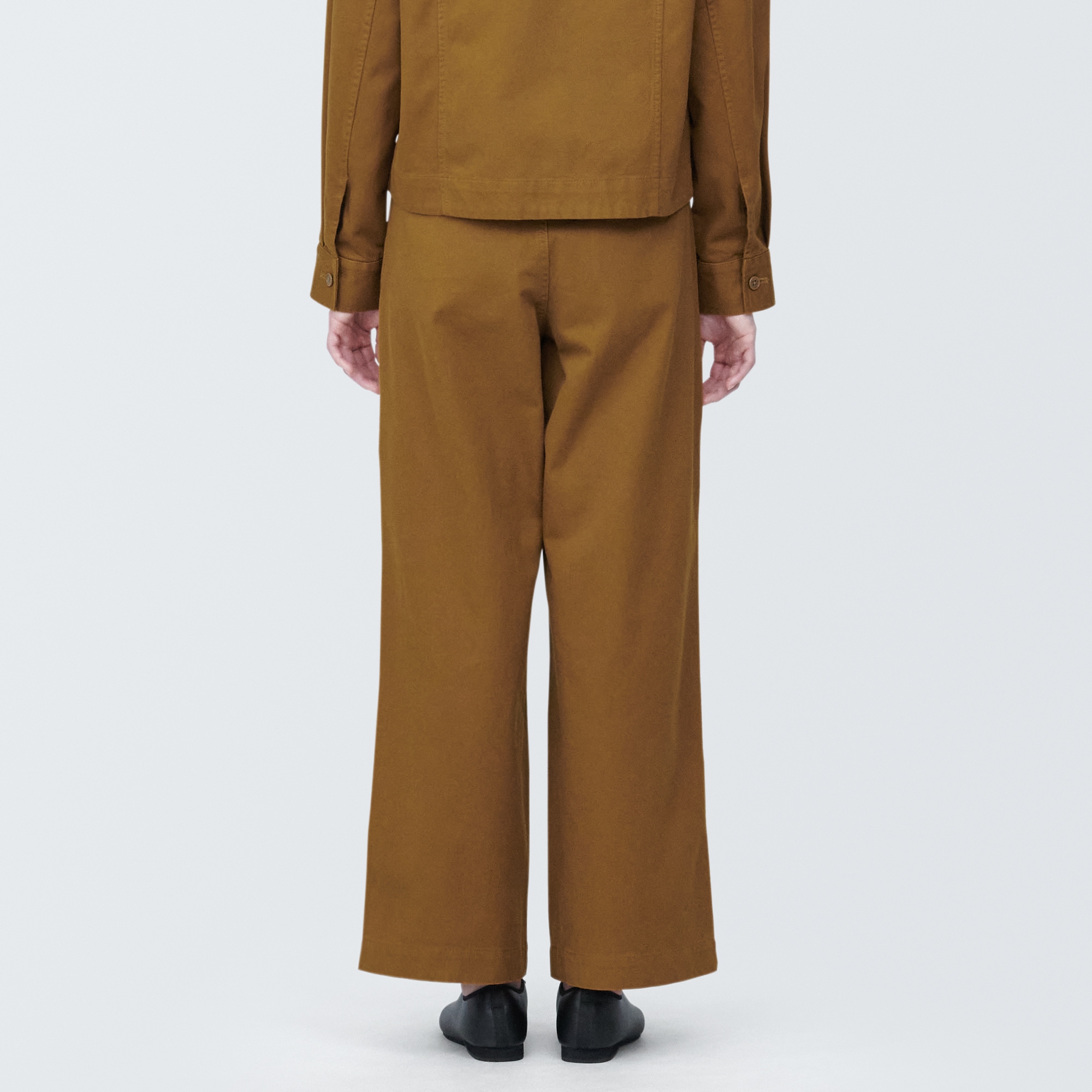 婦人　木の実から作ったカポック混タックワイドパンツ