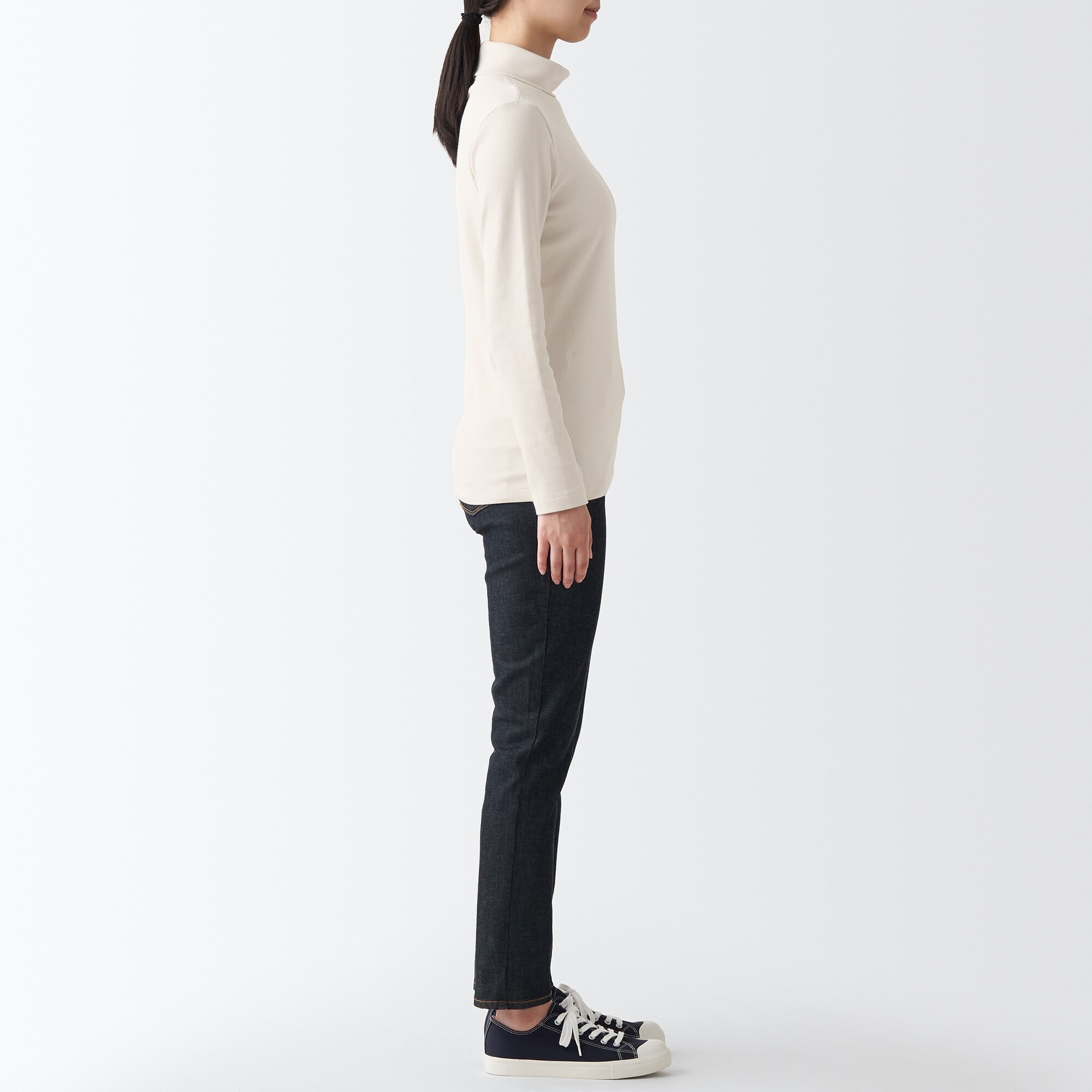 ストレッチフライス編みタートルネック長袖Ｔシャツ