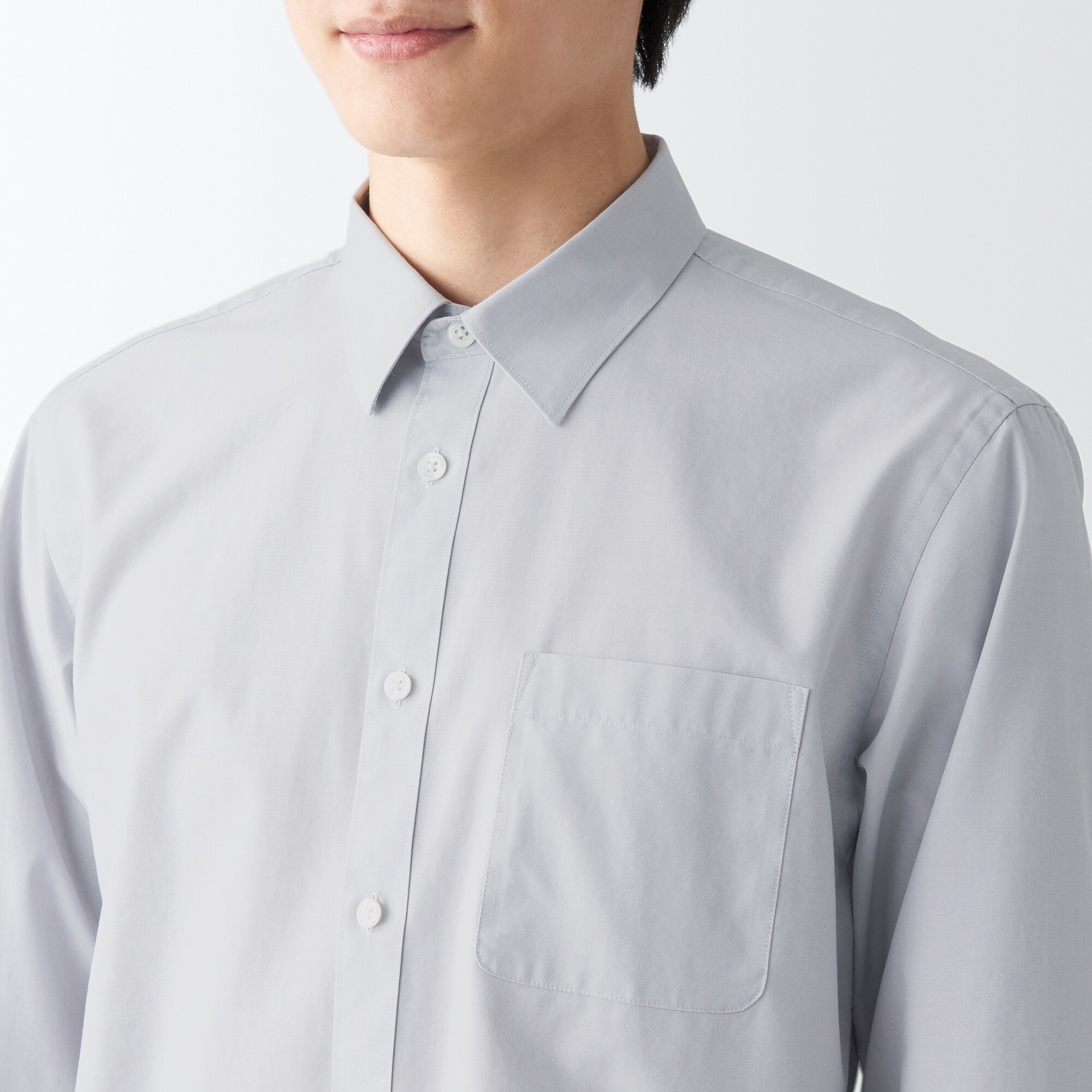 シワになりにくい長袖シャツ