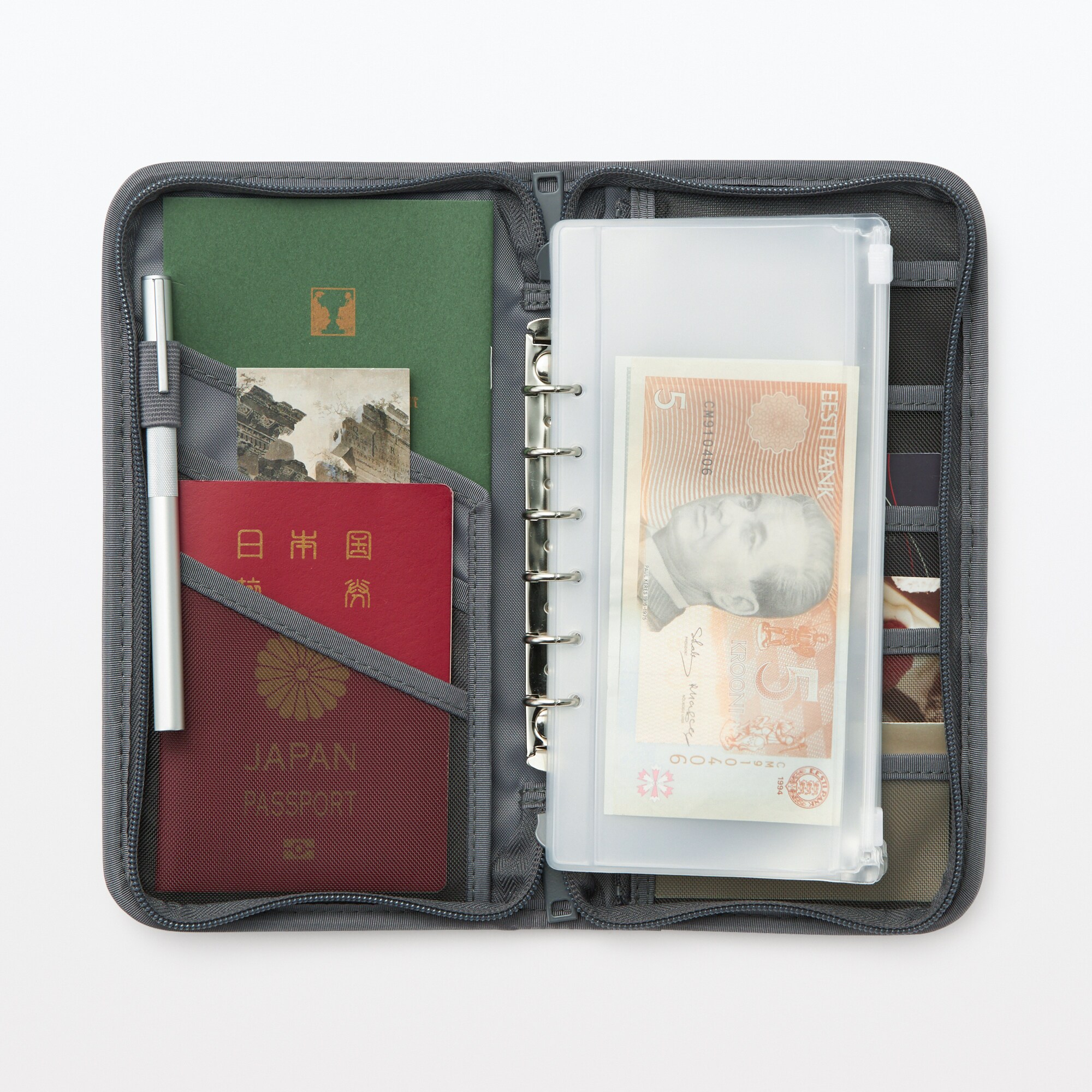 ポリエステル　パスポートケース　クリアポケット付　約２３．５×１３×２．５ｃｍ