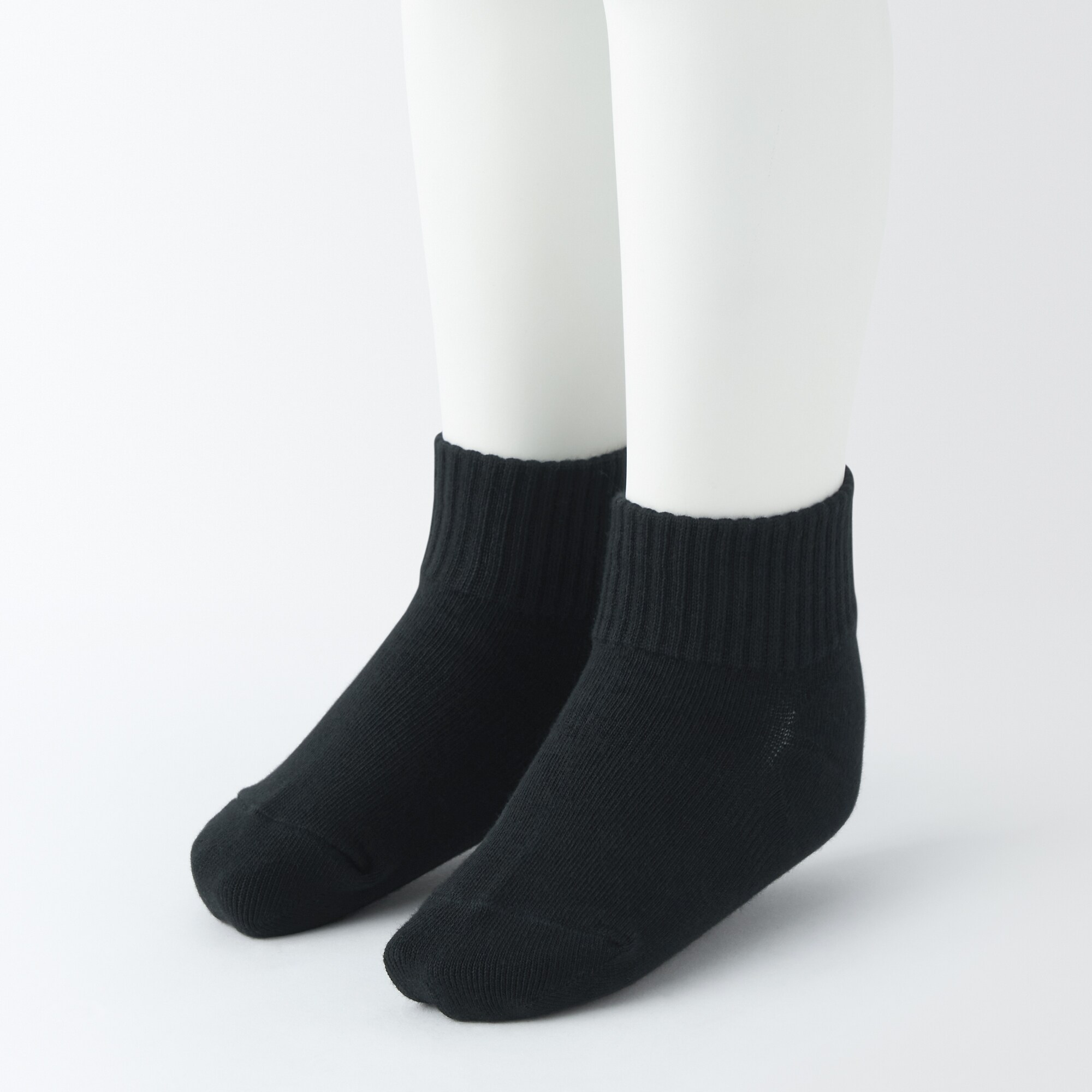 キッズ　足なり直角　ショート丈靴下