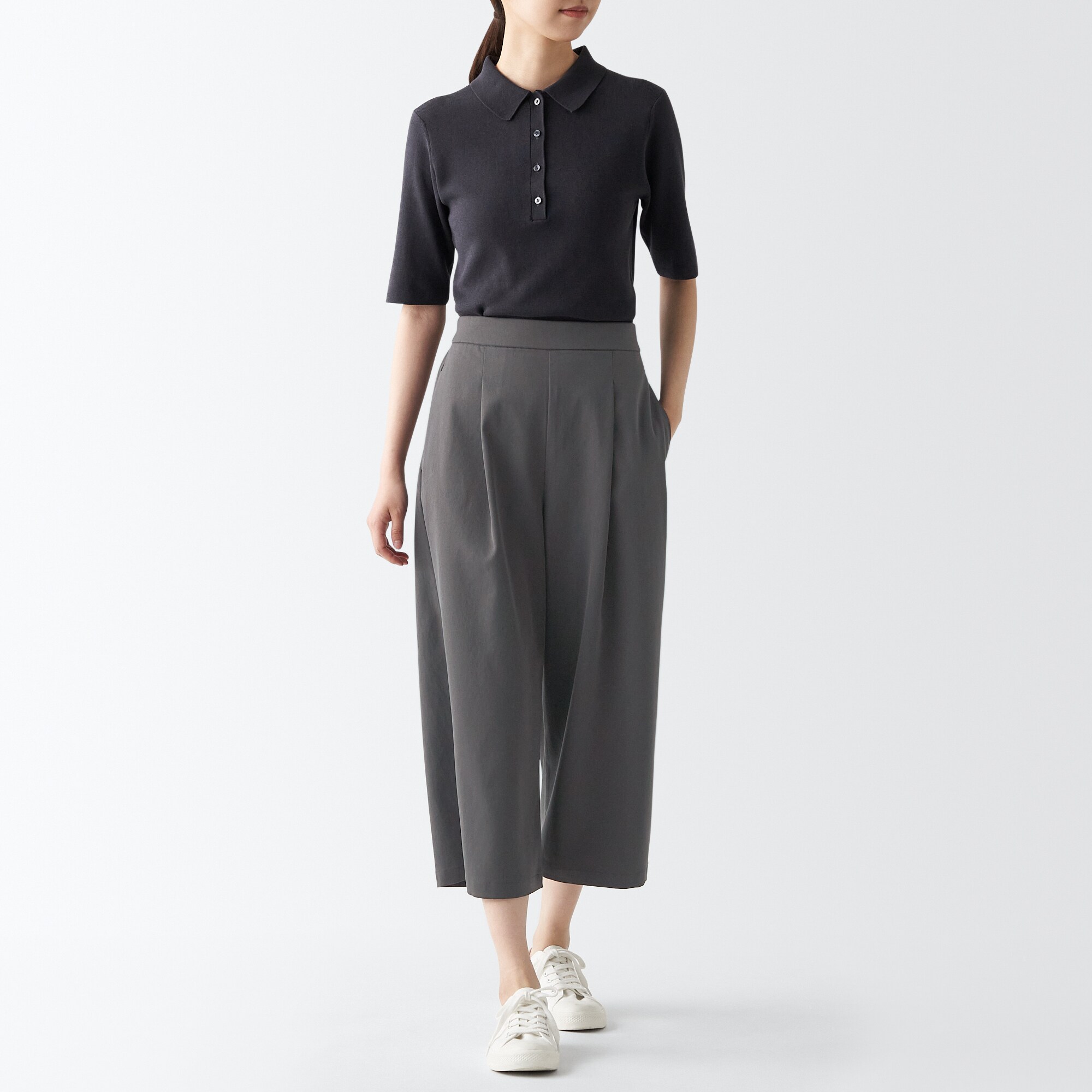 再生ポリエステルクロップドパンツ