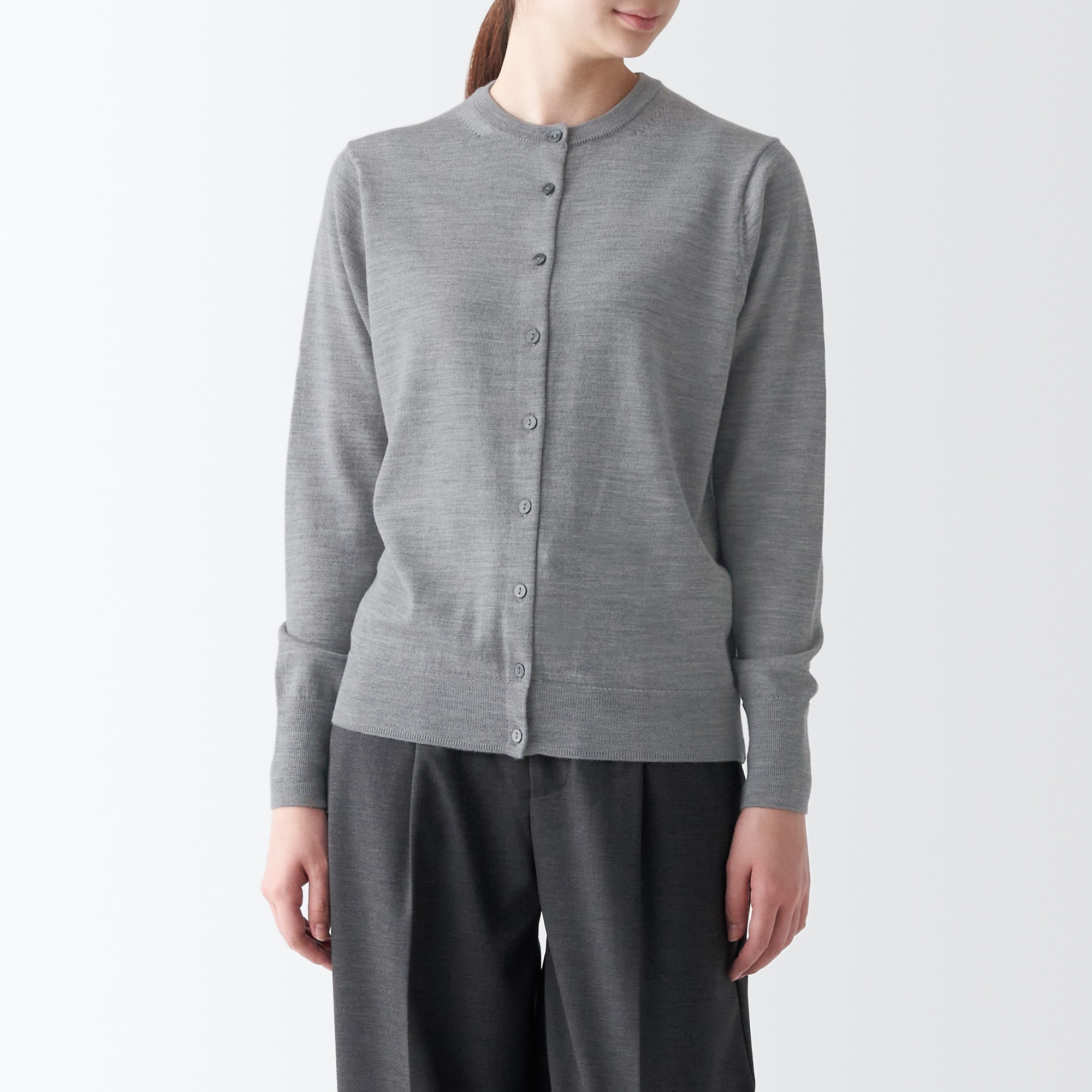 洗えるウールハイゲージクルーネックカーディガン