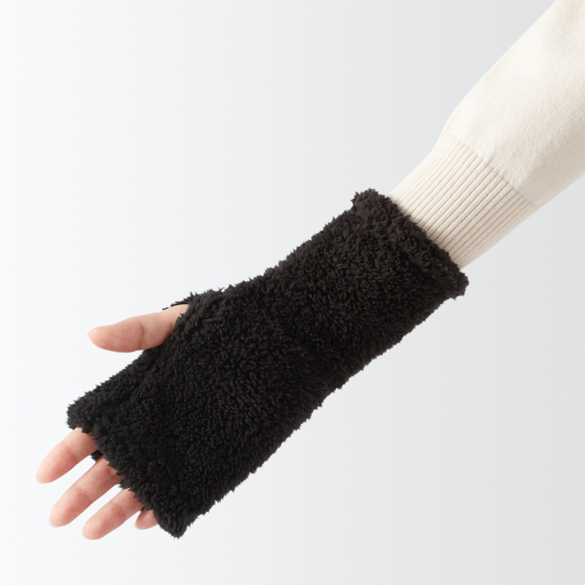 再生ポリエステル　ボアフリース　ハンドウォーマー