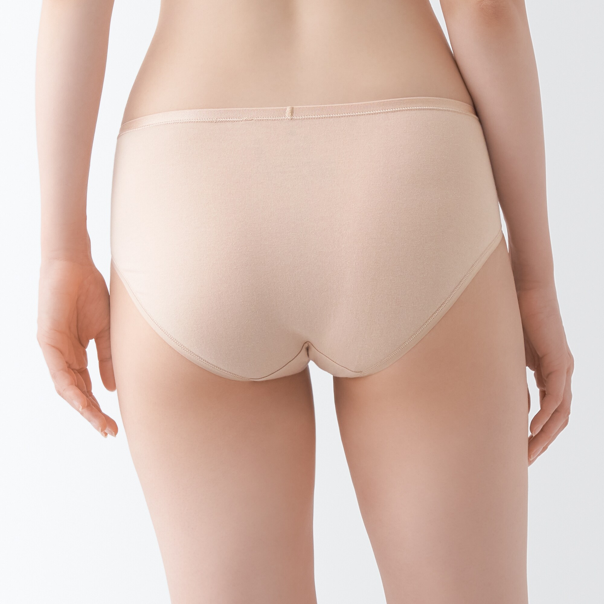 ストレッチミディショーツ