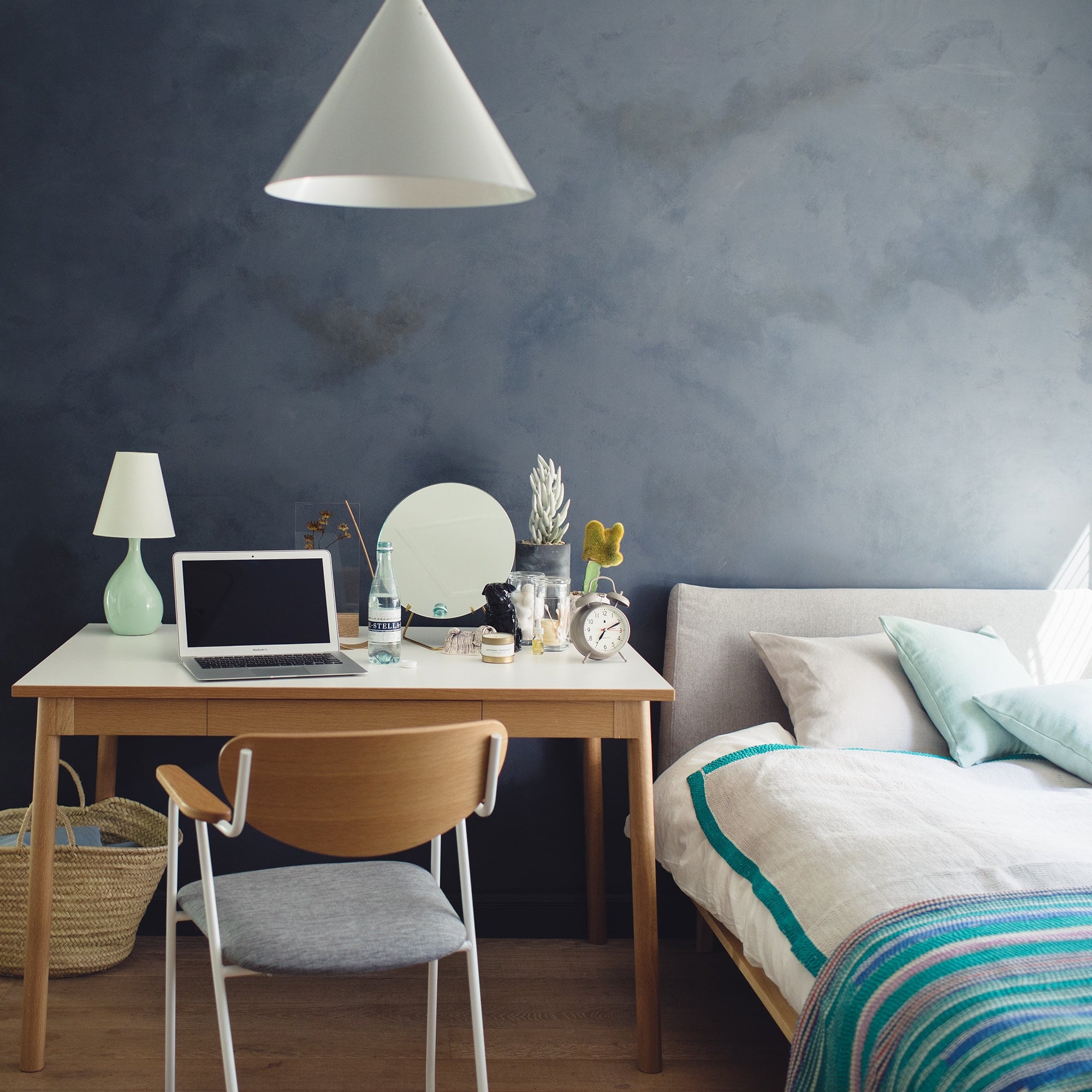 ＳＴＩＬＴ　ＴＡＢＬＥ　１０００