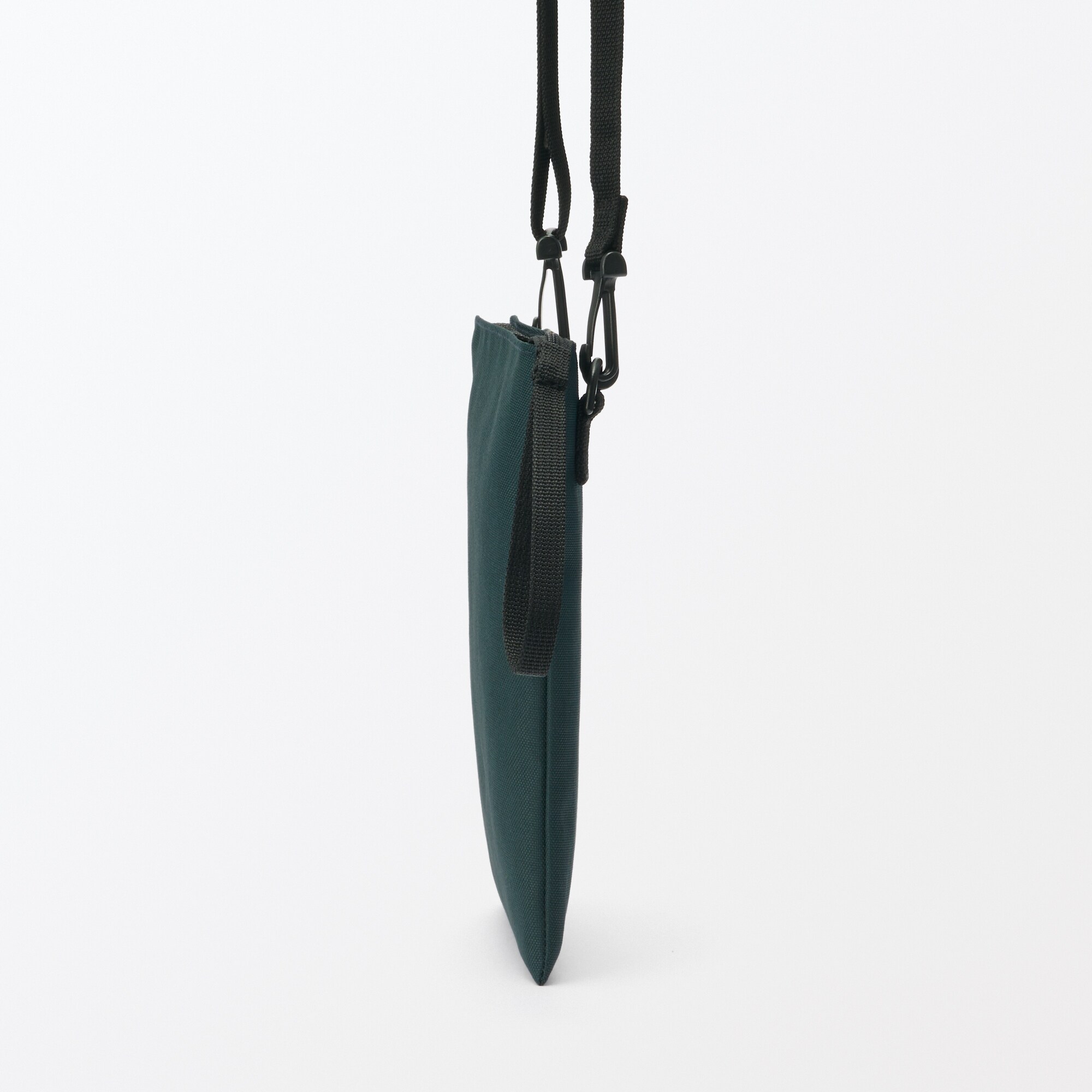 ポーチとしても使える　撥水ミニサコッシュ