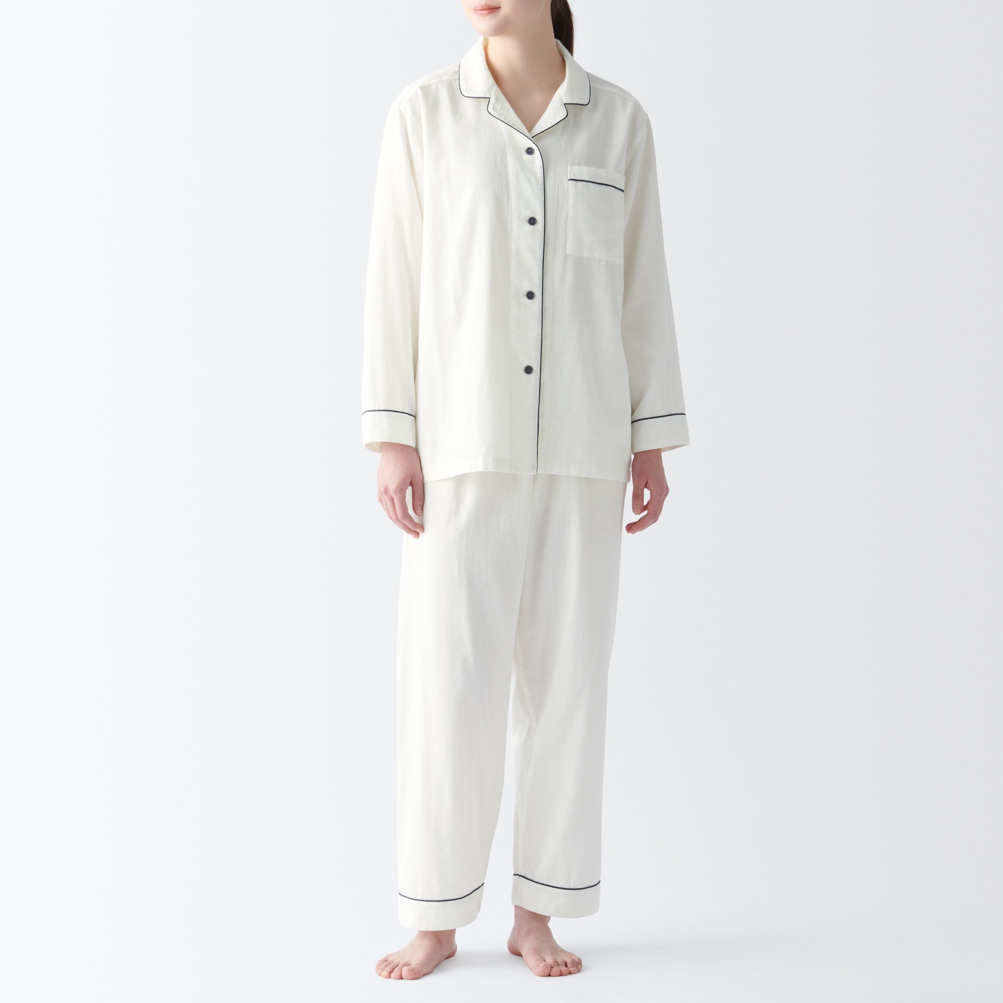 婦人　脇に縫い目のない　二重ガーゼパジャマ（パイピング）