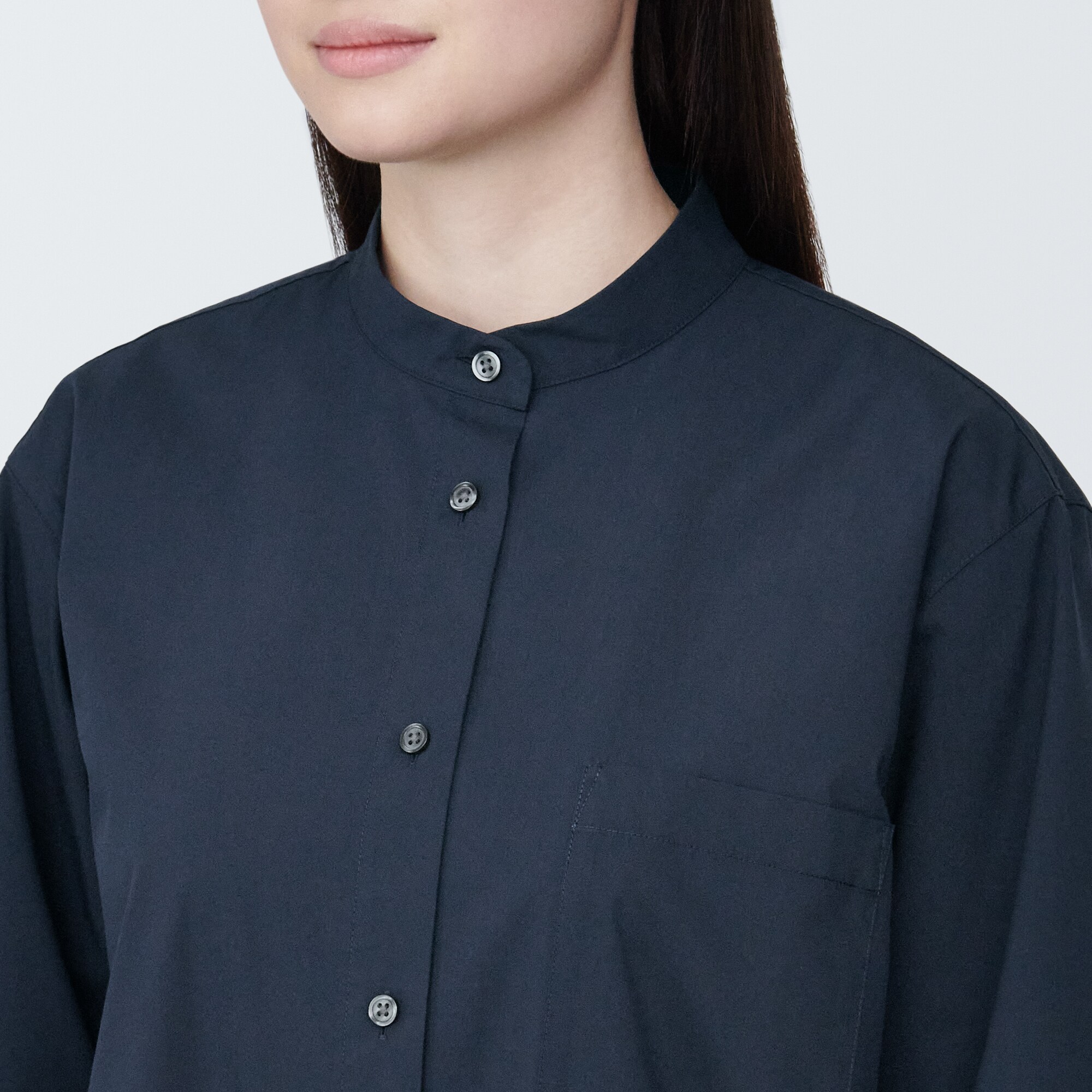 婦人　シワになりにくい　ブロードスタンドカラー長袖ワンピース