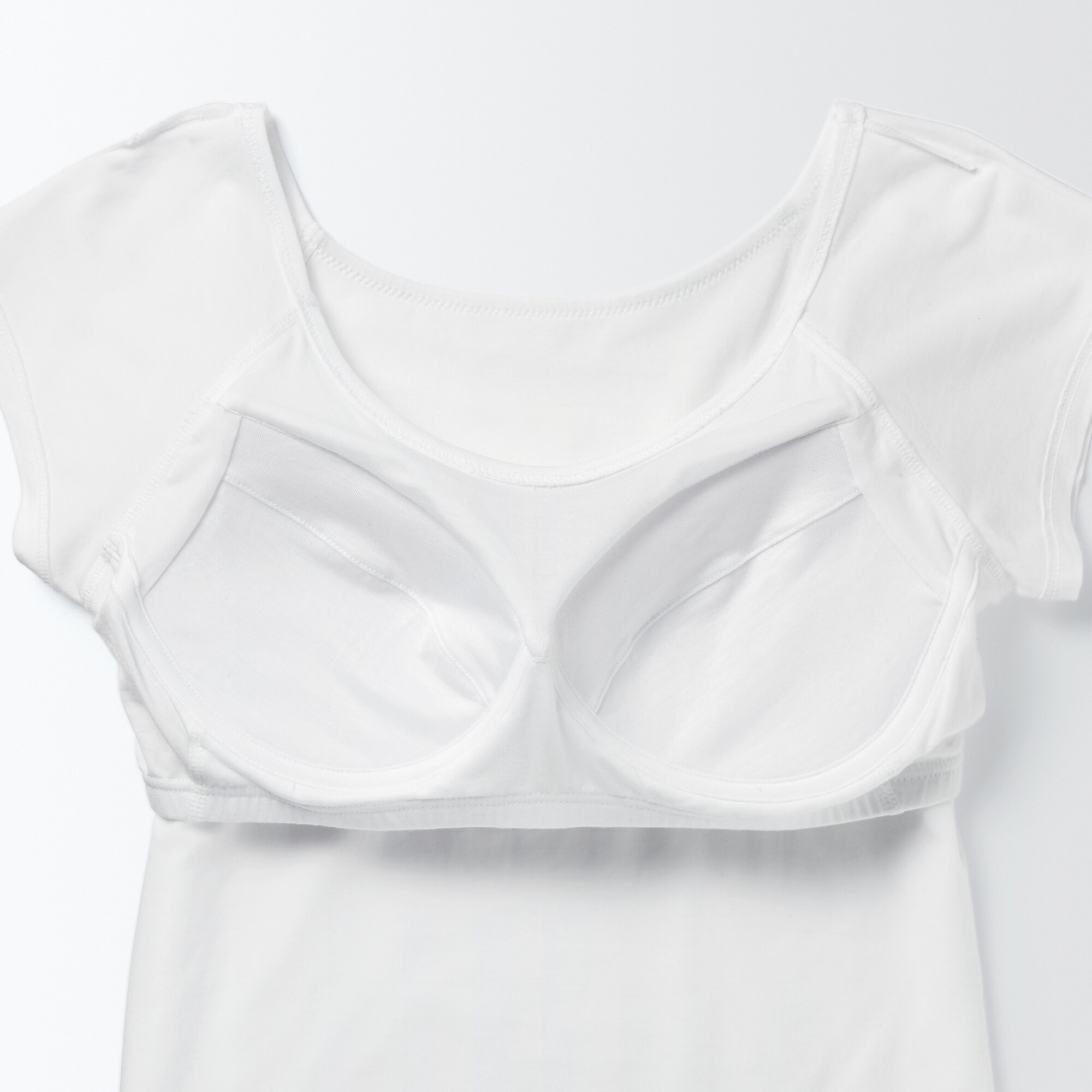 なめらかブラフレンチスリーブ