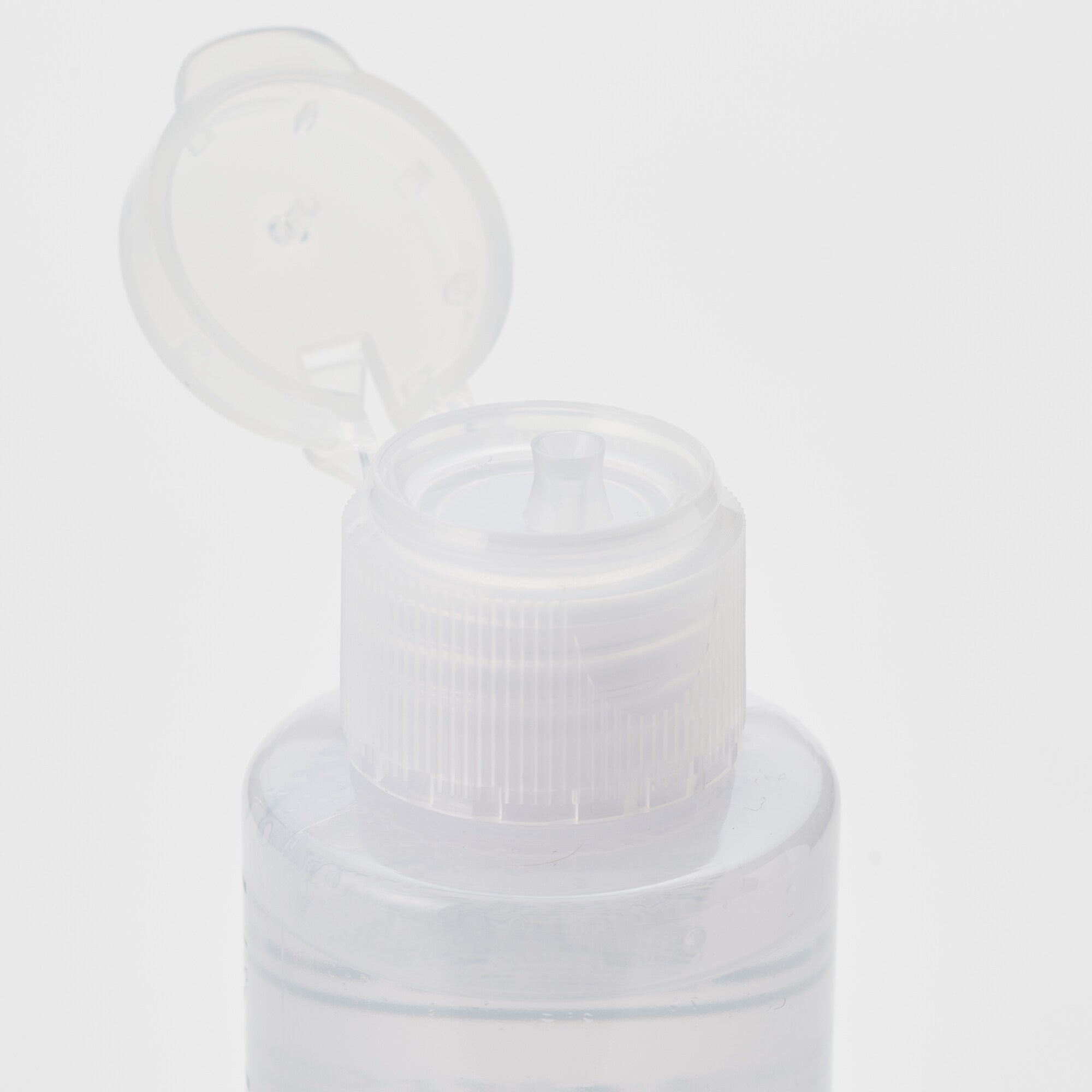 マイルドアイメイクアップリムーバー　１１０ｍｌ