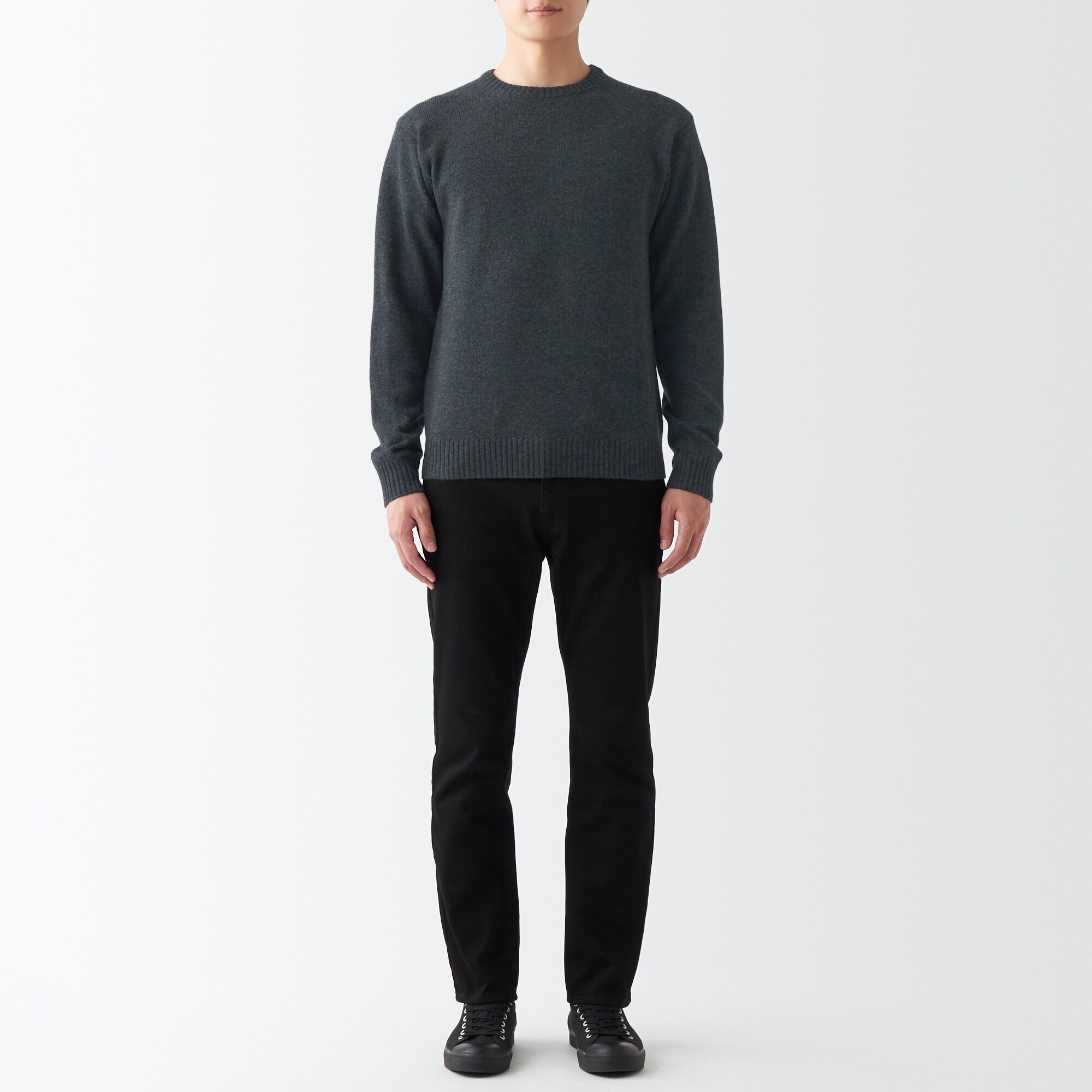 洗えるウールミドルゲージクルーネックセーター