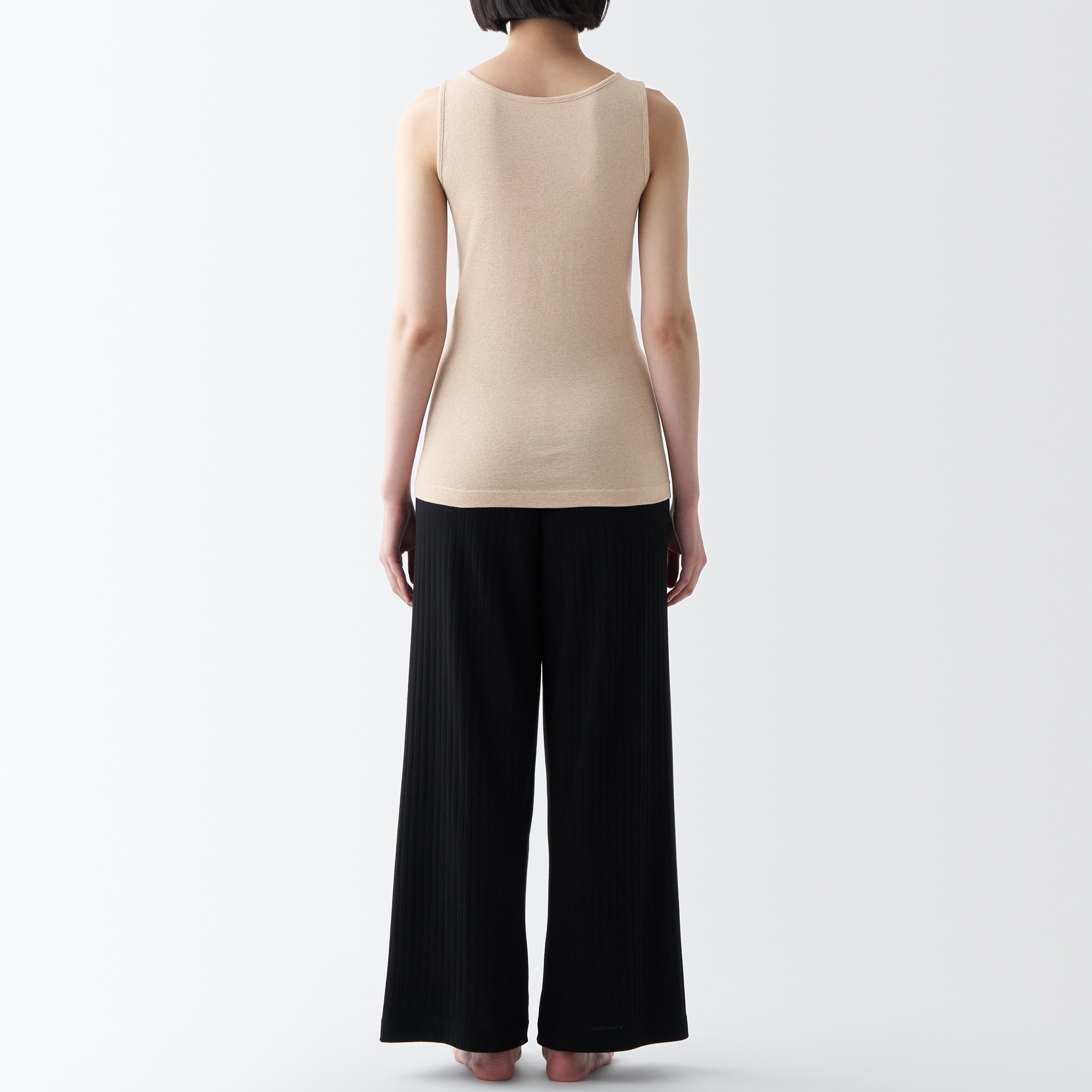 無染色カップ入りタンクトップ