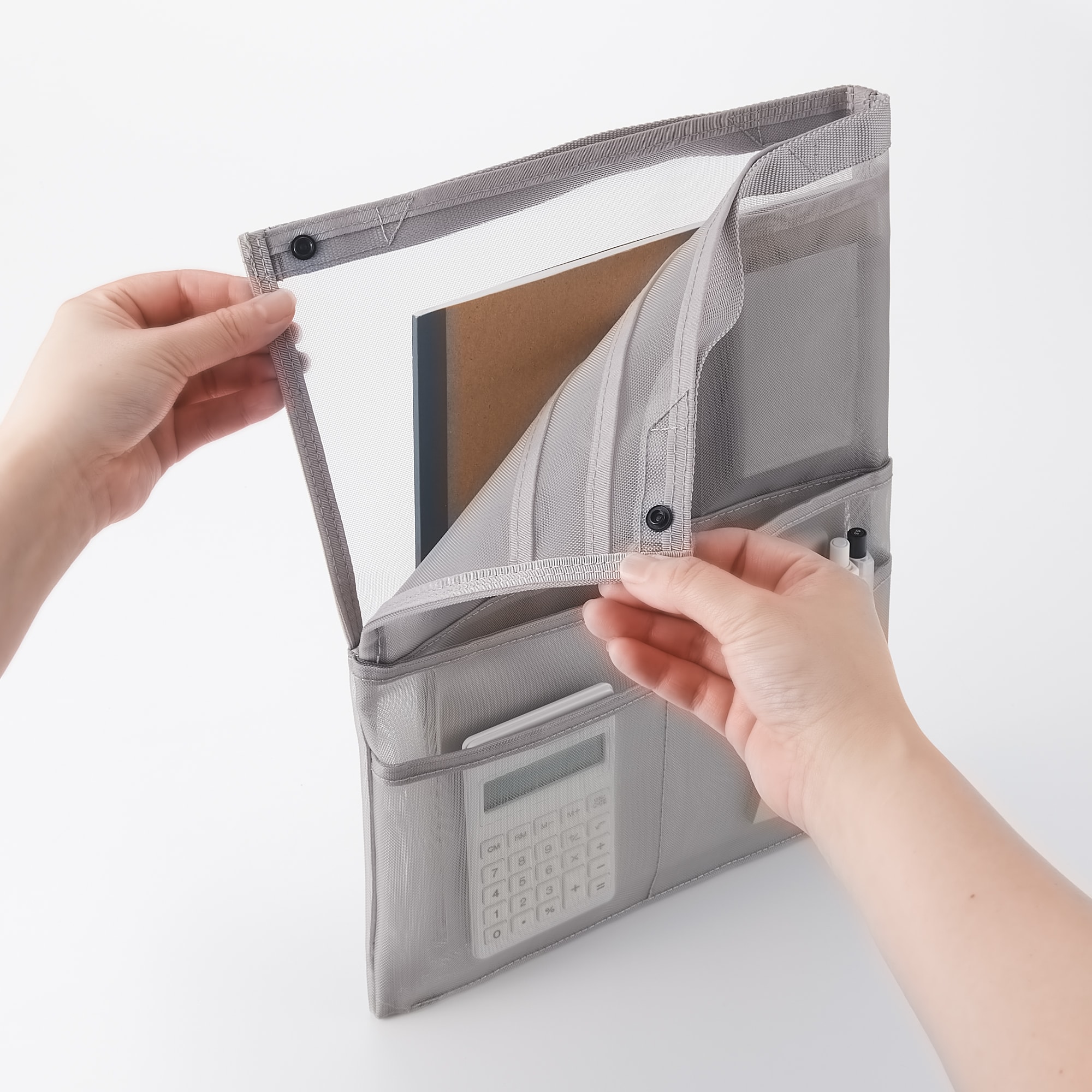 【Ａ４サイズ用】ナイロンメッシュバッグインバッグ　タテ型