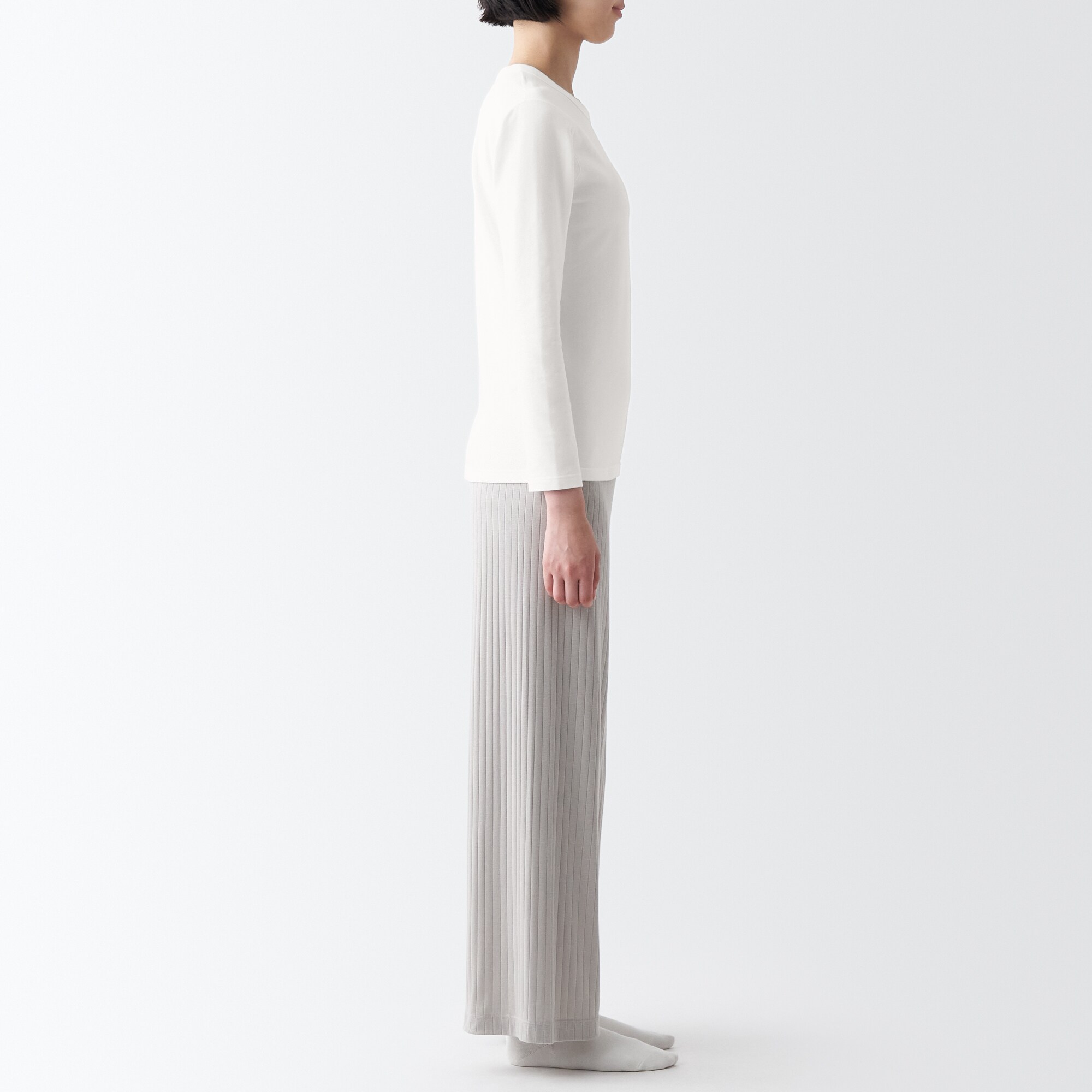 あったか綿　厚手　クルーネック長袖Ｔシャツ