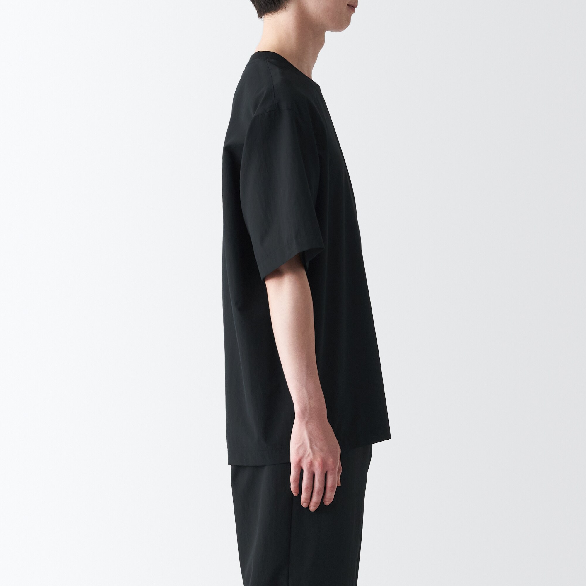 風を通すストレッチ半袖Ｔシャツ