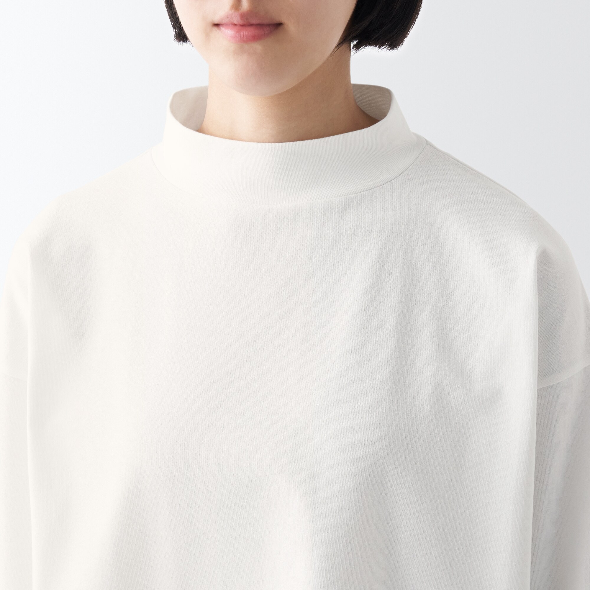 天竺編みハイネック長袖Ｔシャツ