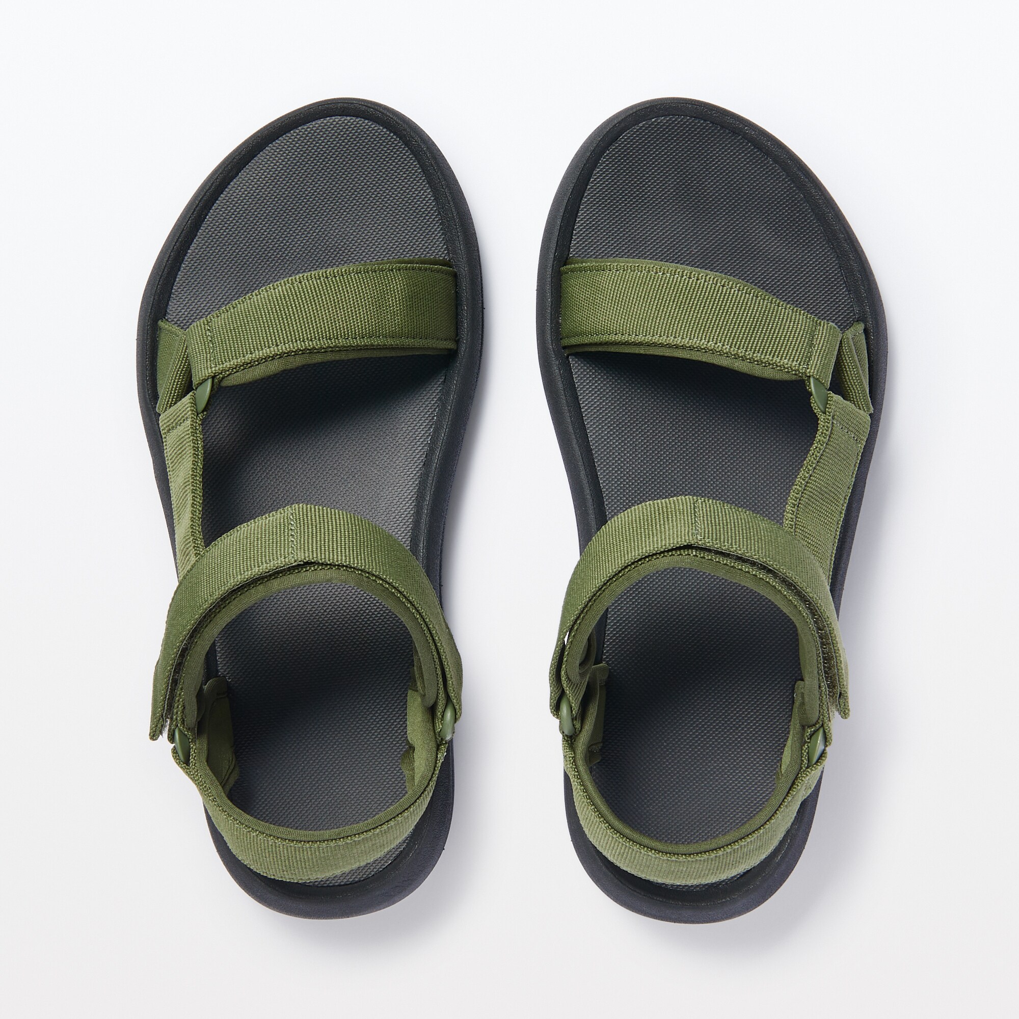 テープベルトサンダル