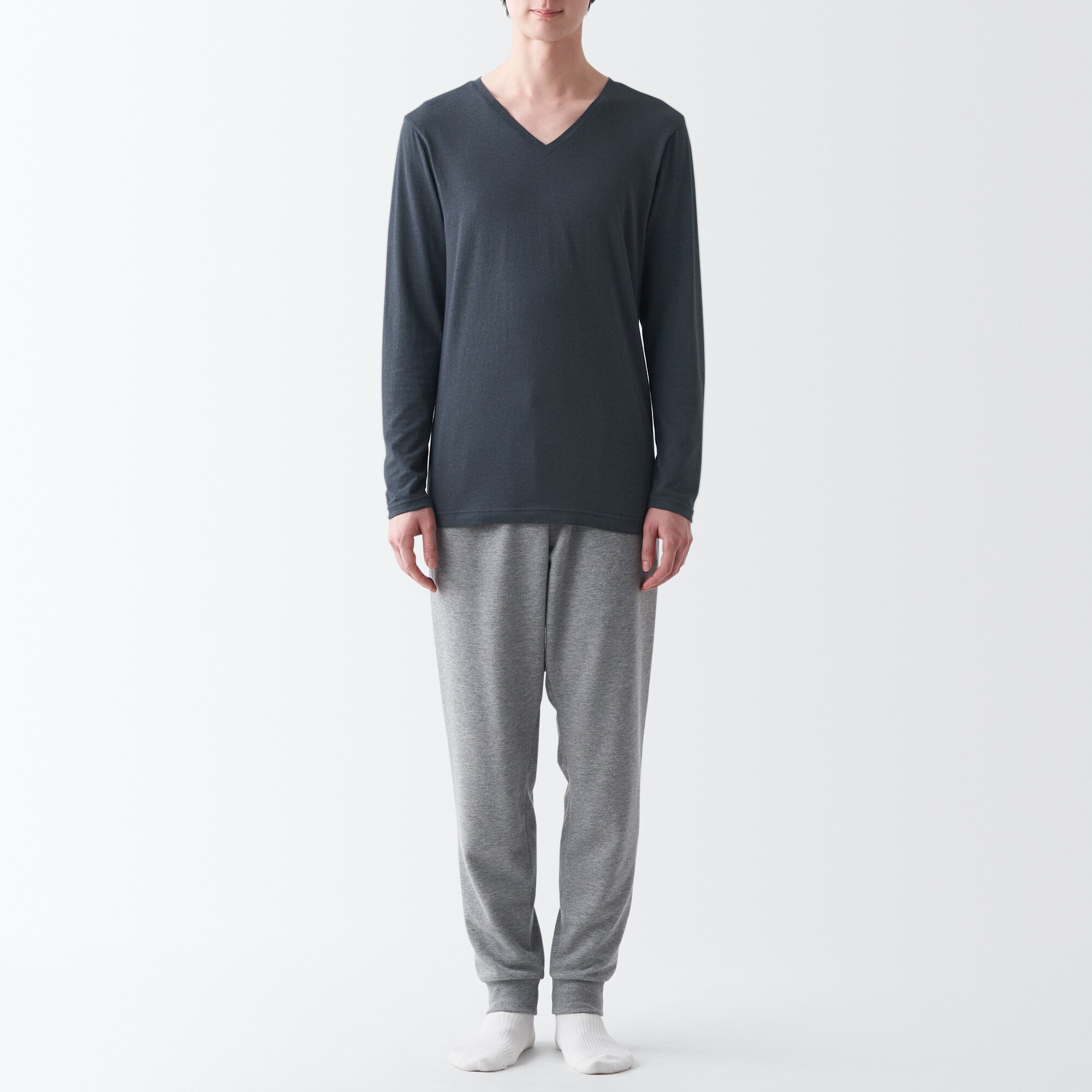 あったか綿　Ｖネック長袖Ｔシャツ