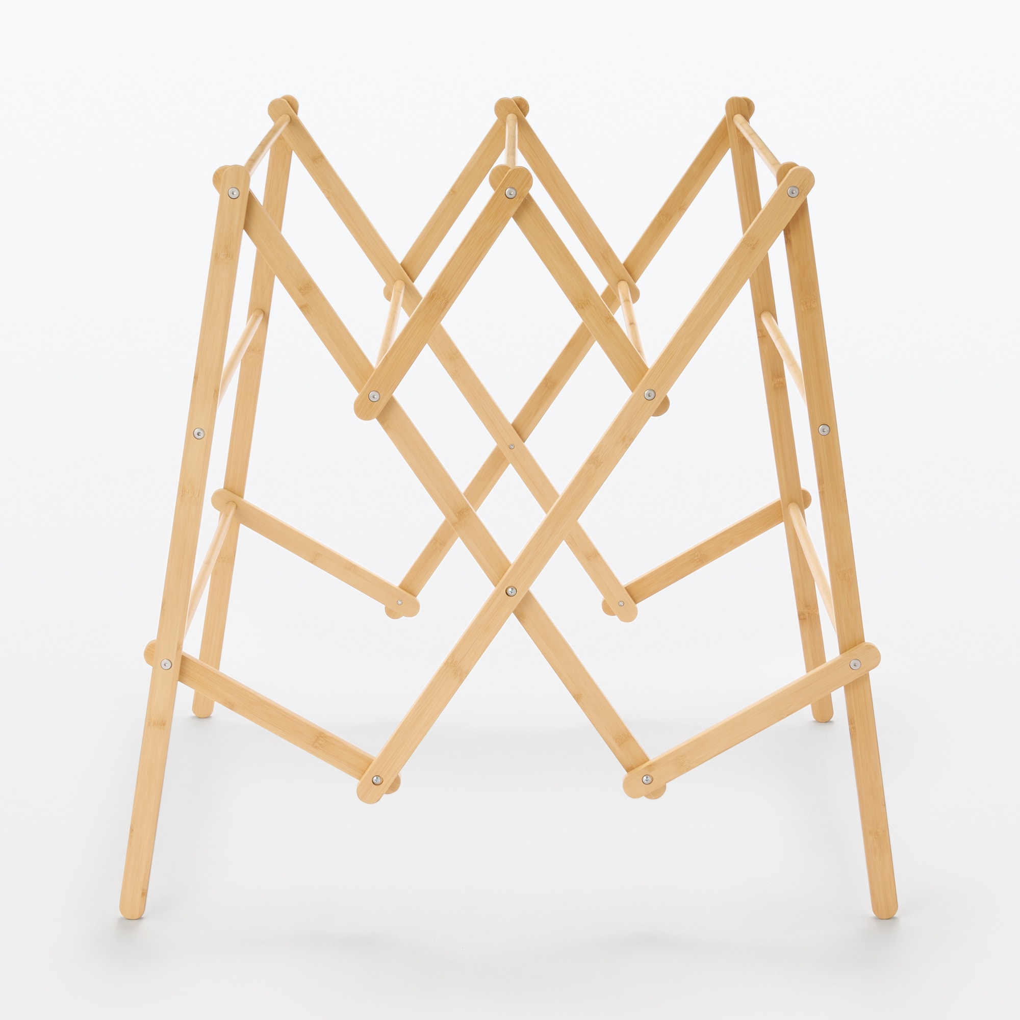 竹材　幅が変えられる室内ハンガー