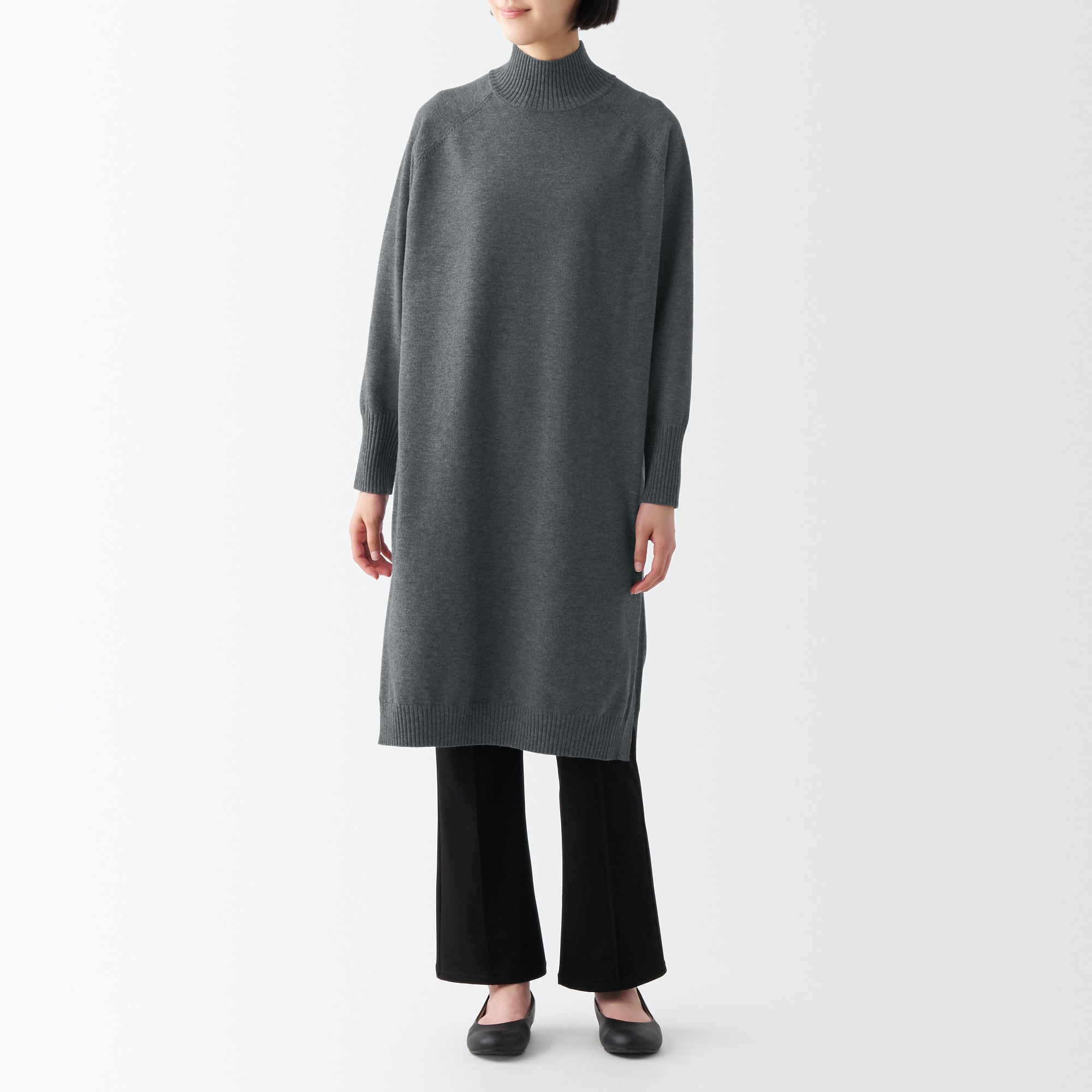 洗えるニットハイネックワンピース