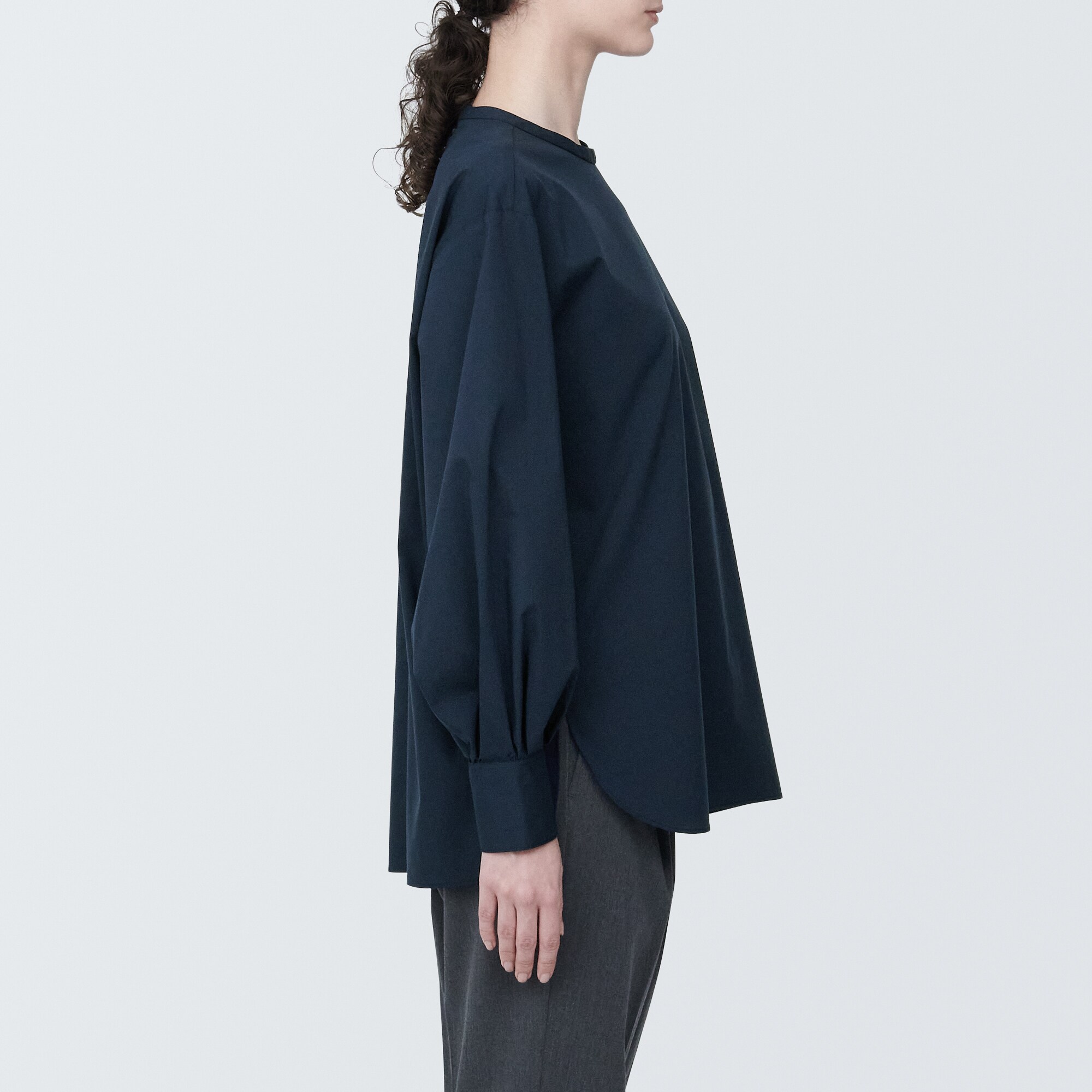 婦人　シワになりにくい　ブロードスタンドカラー長袖ブラウス