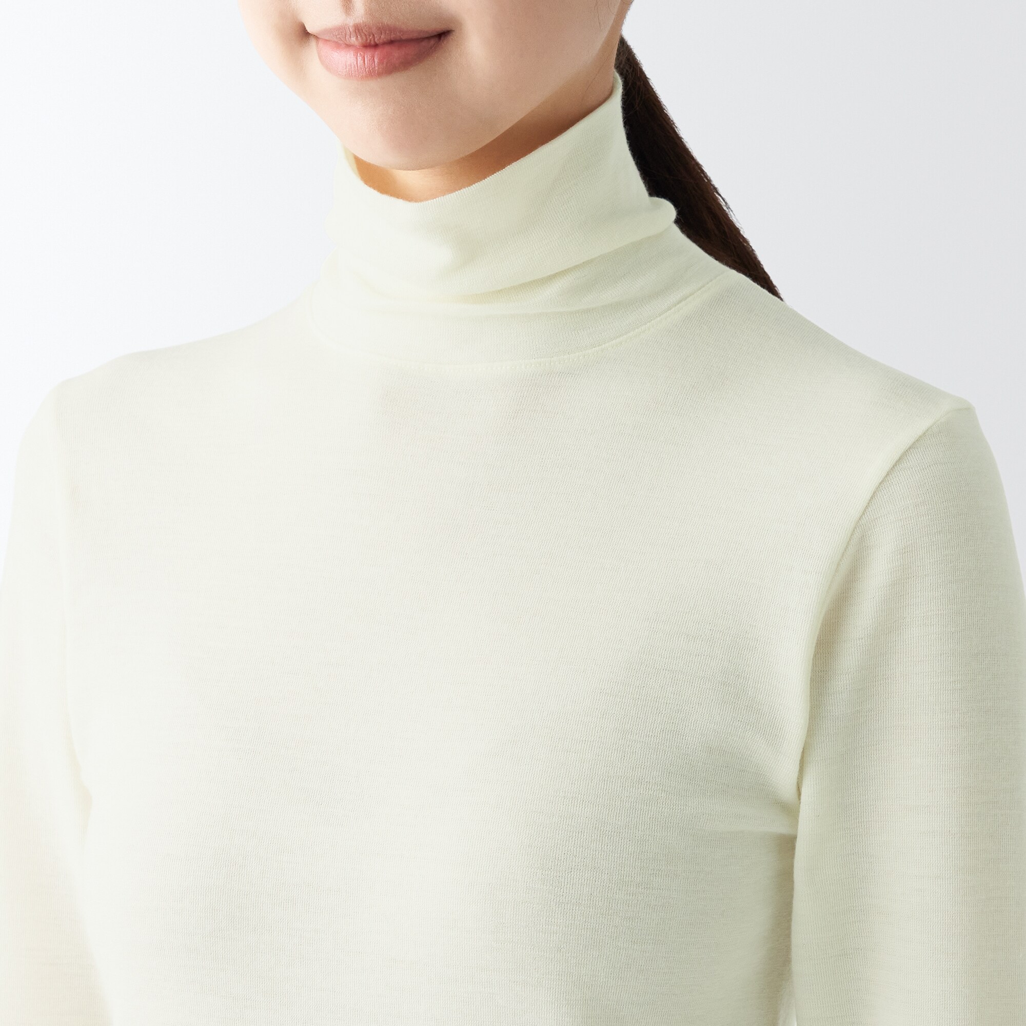 ウールタートルネック長袖Ｔシャツ