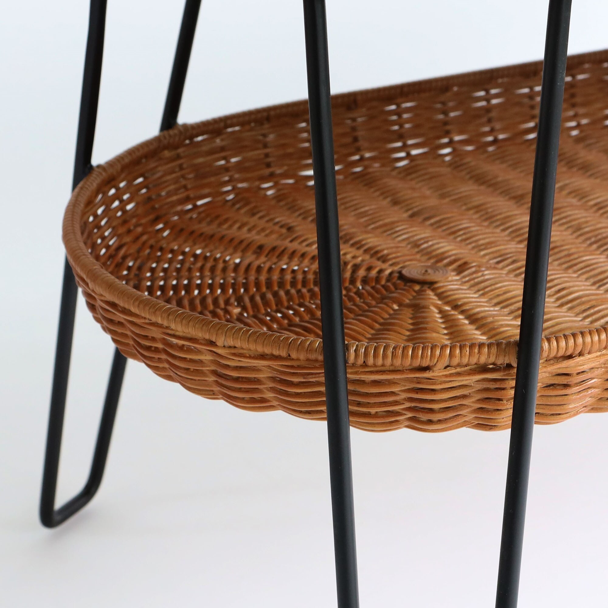 ［ＩＤＥＥ］ＷＡＬＬＡＢＹ　ＬＯＷ　ＴＡＢＬＥ　ＯＶＡＬ　ＢＬＡＣＫ