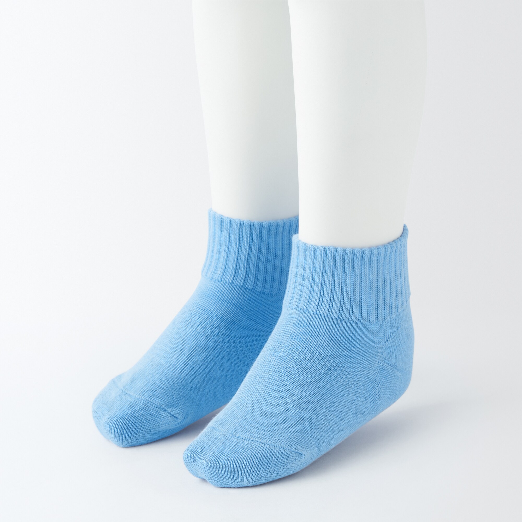 キッズ　足なり直角　ショート丈靴下