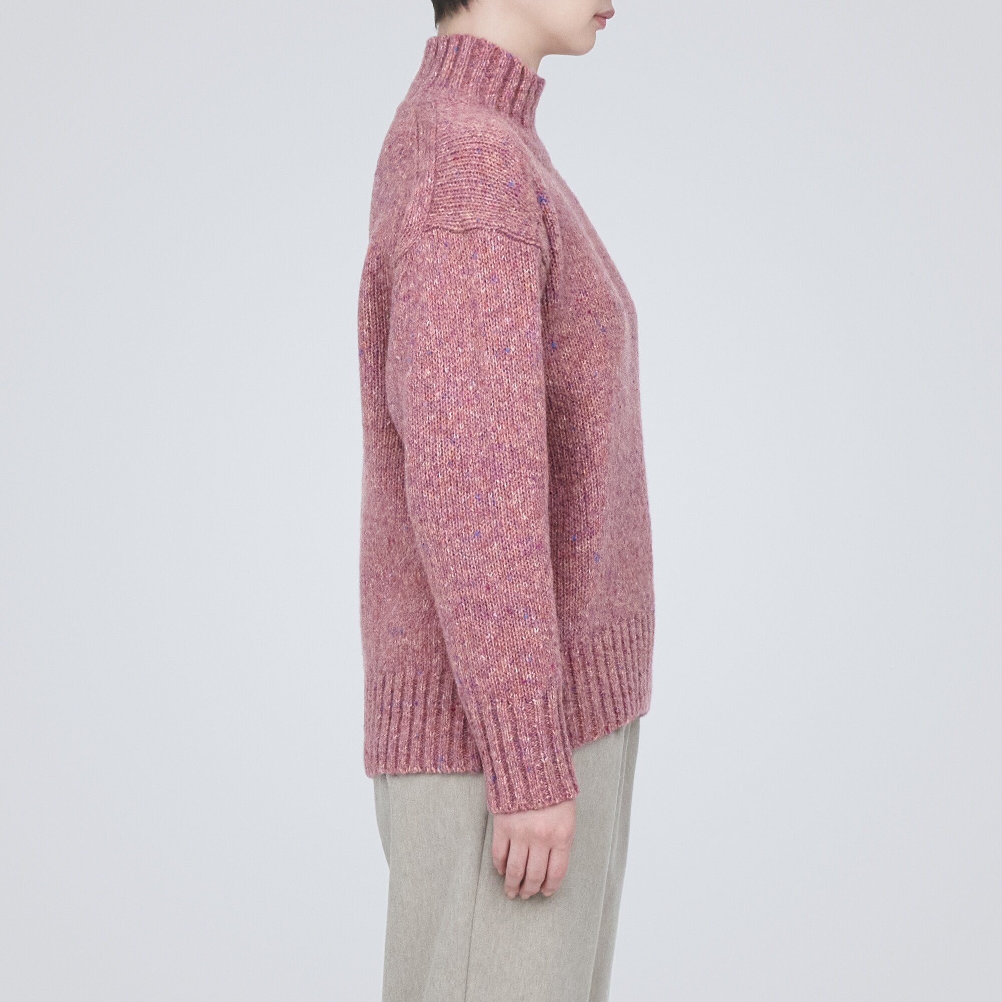 ウールヤク混ネップ糸ハイネックセーター