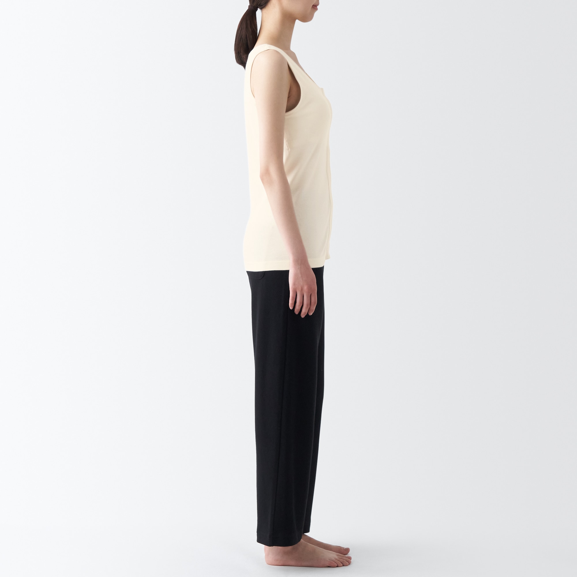 無染色前開きカップ入りタンクトップ