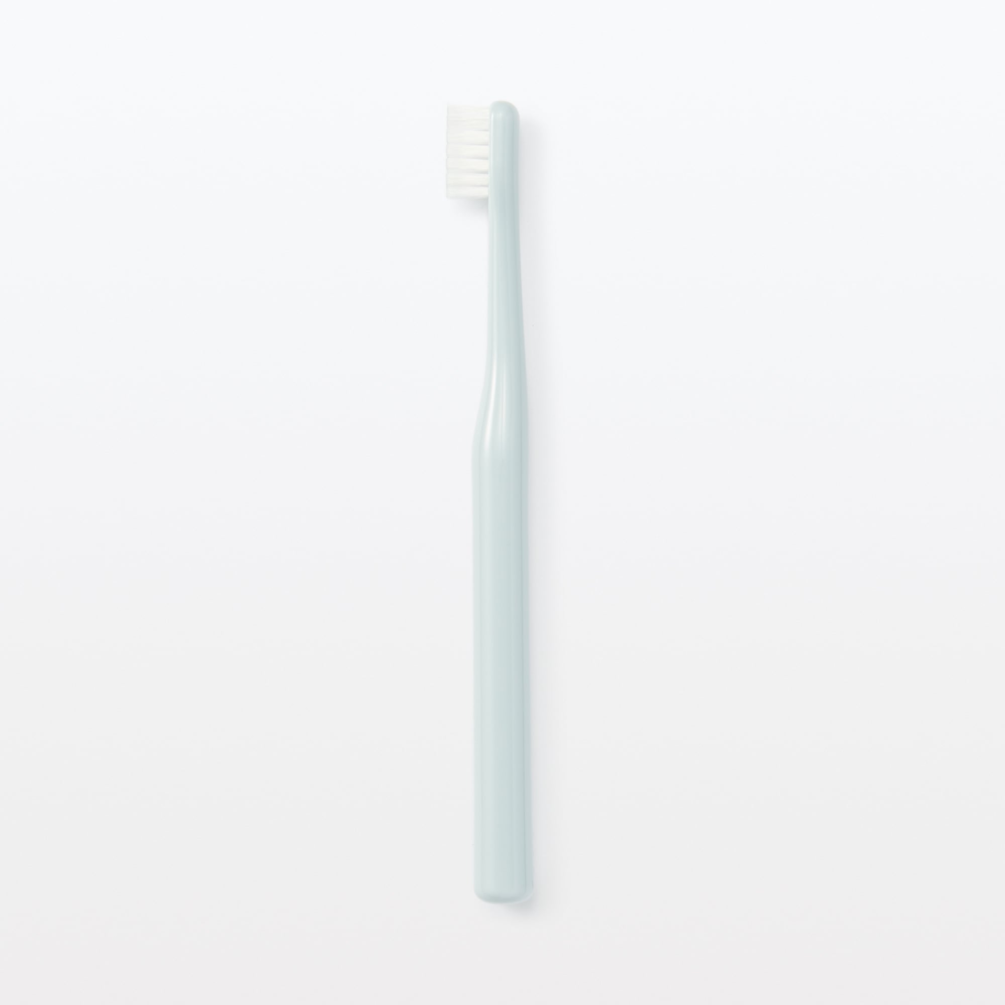 【こども用】ポリプロピレン歯ブラシ　全長１３５ｍｍ