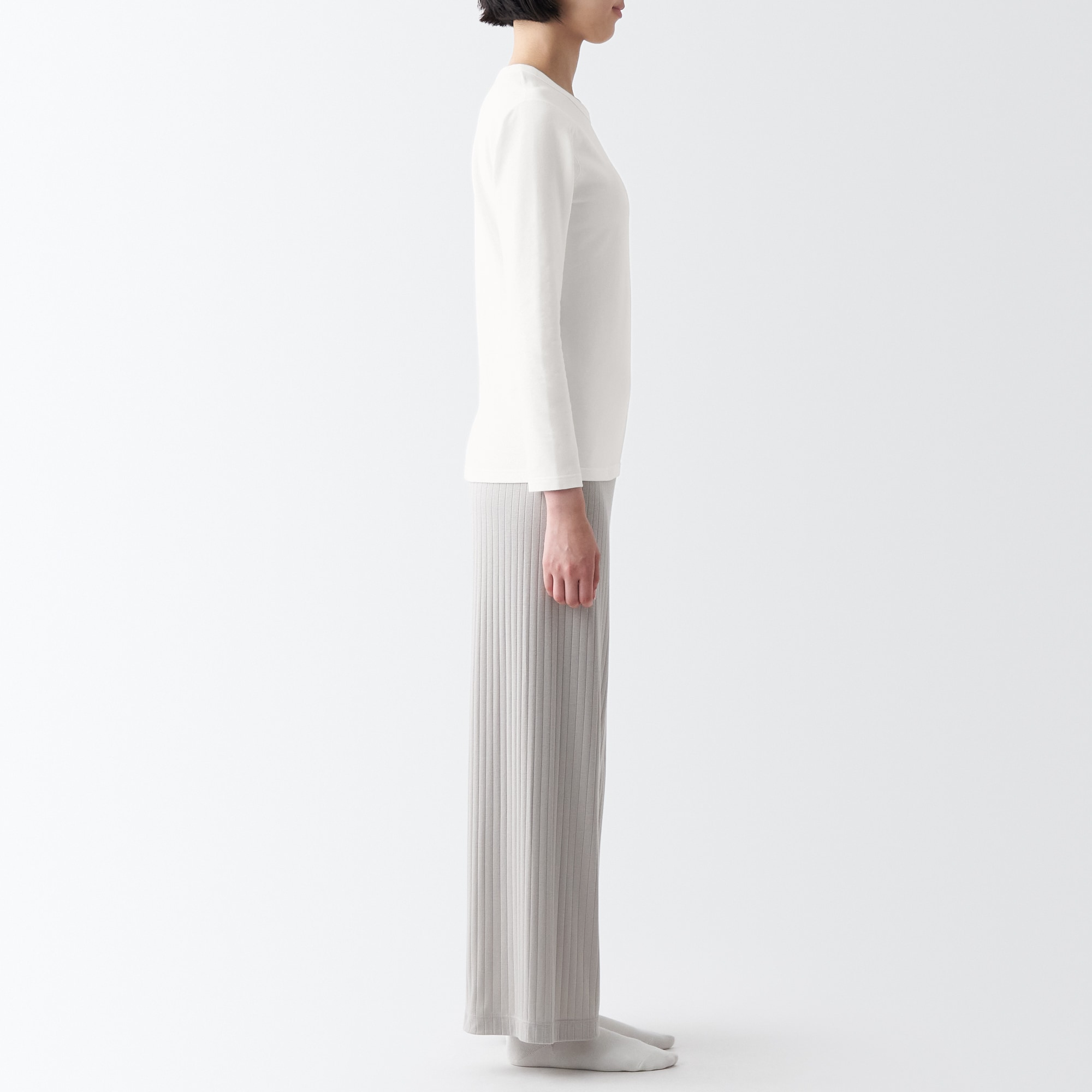 あったか綿　厚手　クルーネック長袖Ｔシャツ