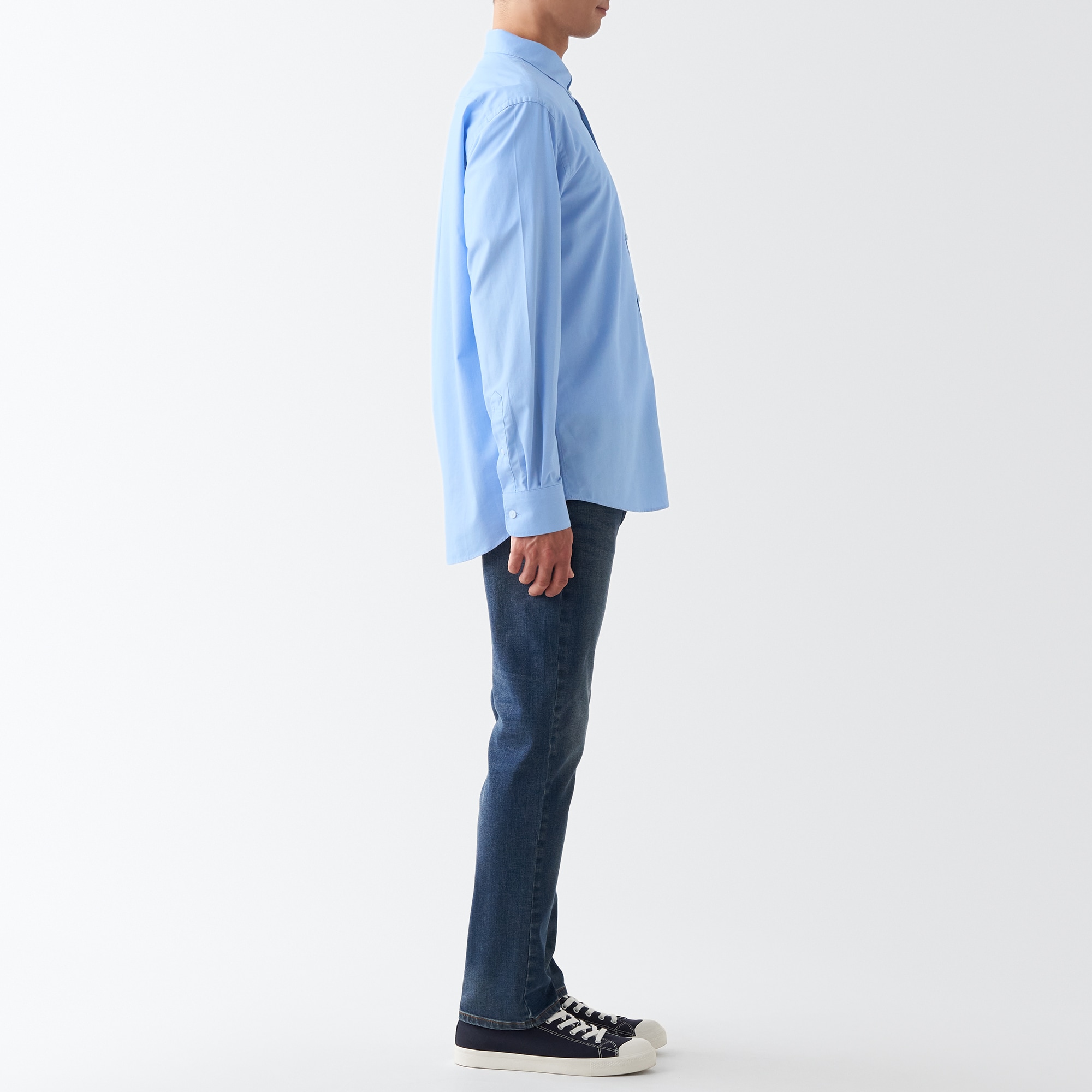 シワになりにくいボタンダウン長袖シャツ