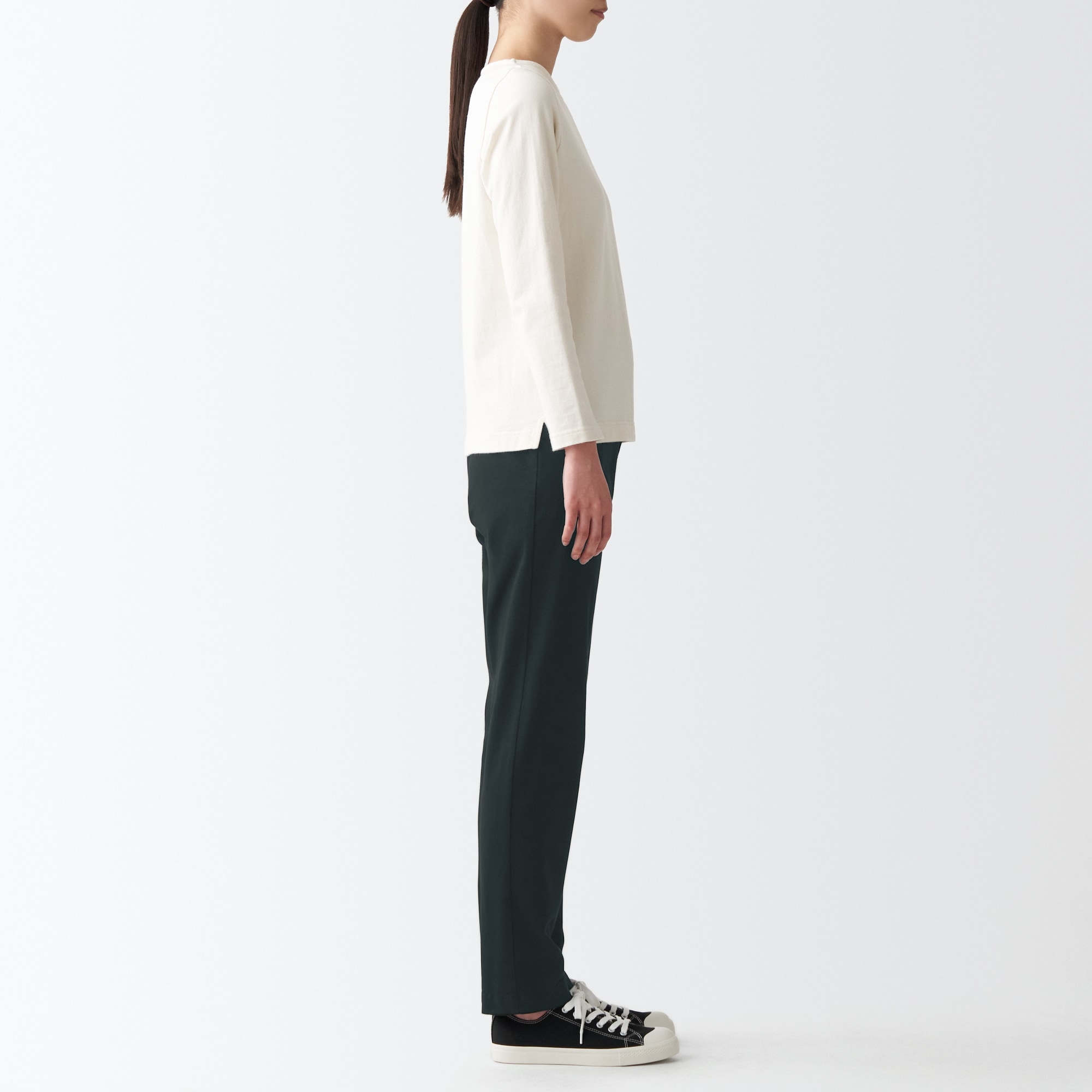 縦横ストレッチチノボーイフィットパンツ（股下７５ｃｍ）