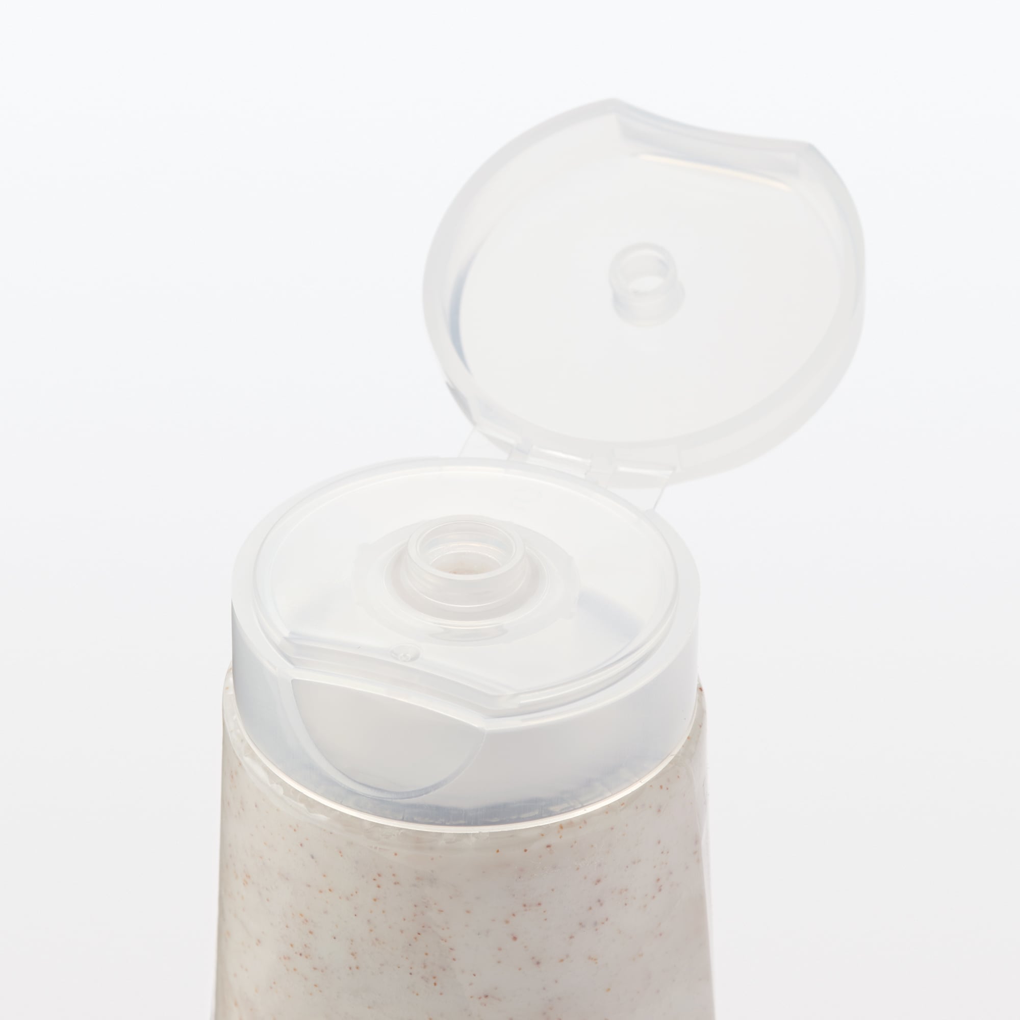 マイルドスクラブ洗顔フォーム　１００ｇ