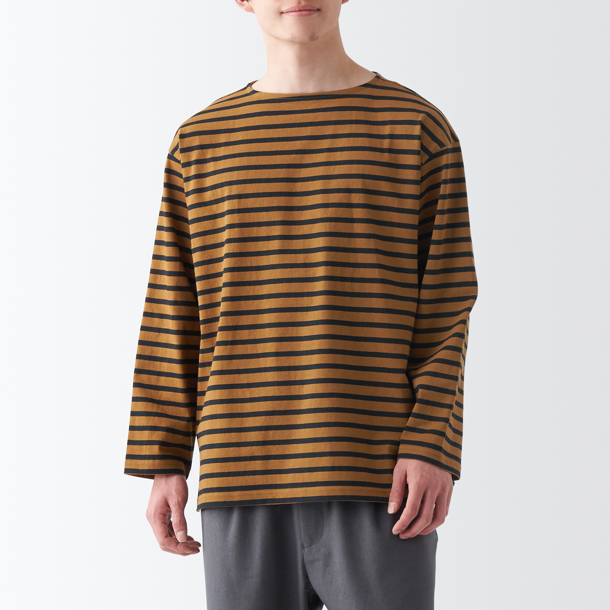 洗いざらし太番手ボートネック九分袖Ｔシャツ