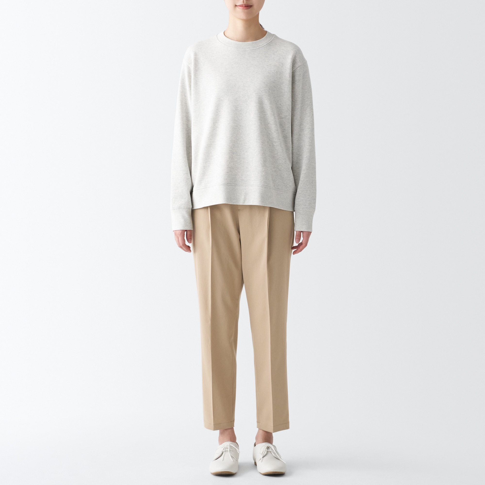 再生ポリエステルテーパードパンツ