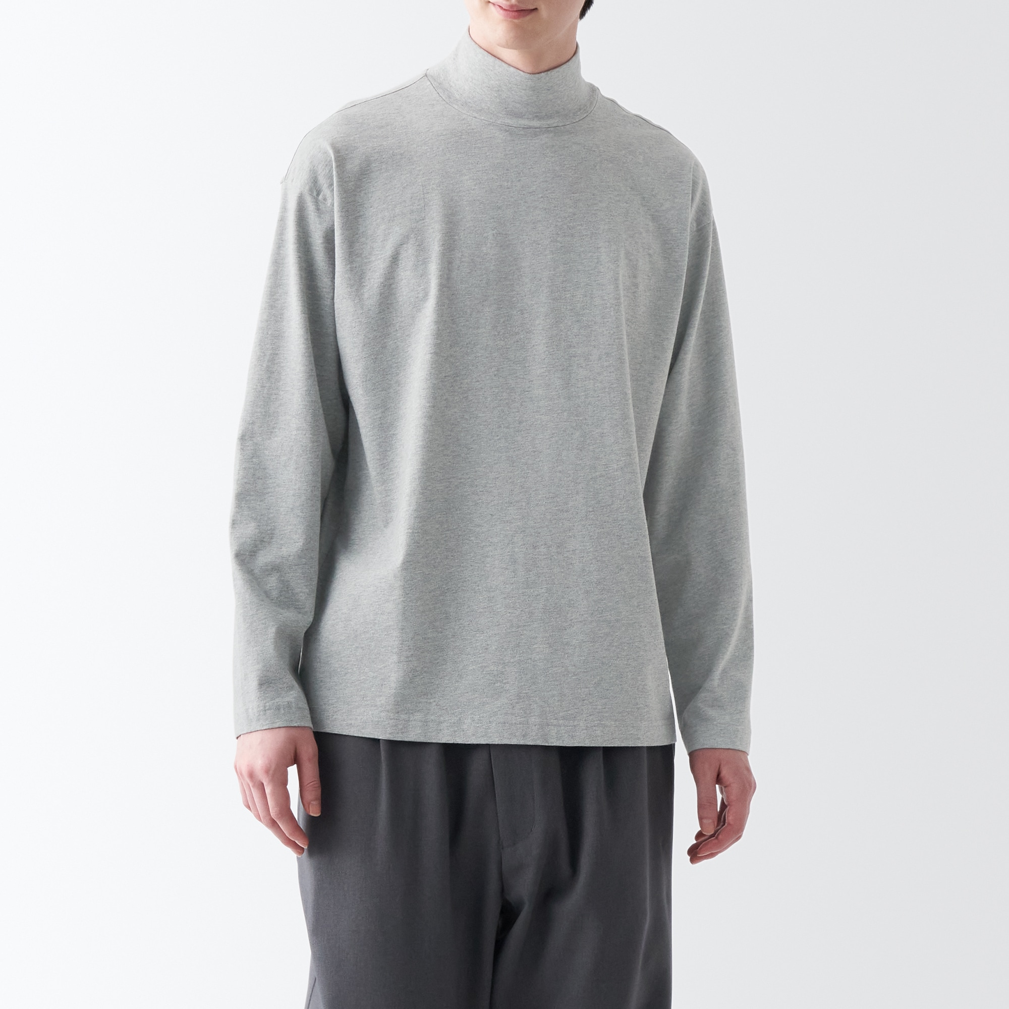 起毛ハイネック長袖Ｔシャツ