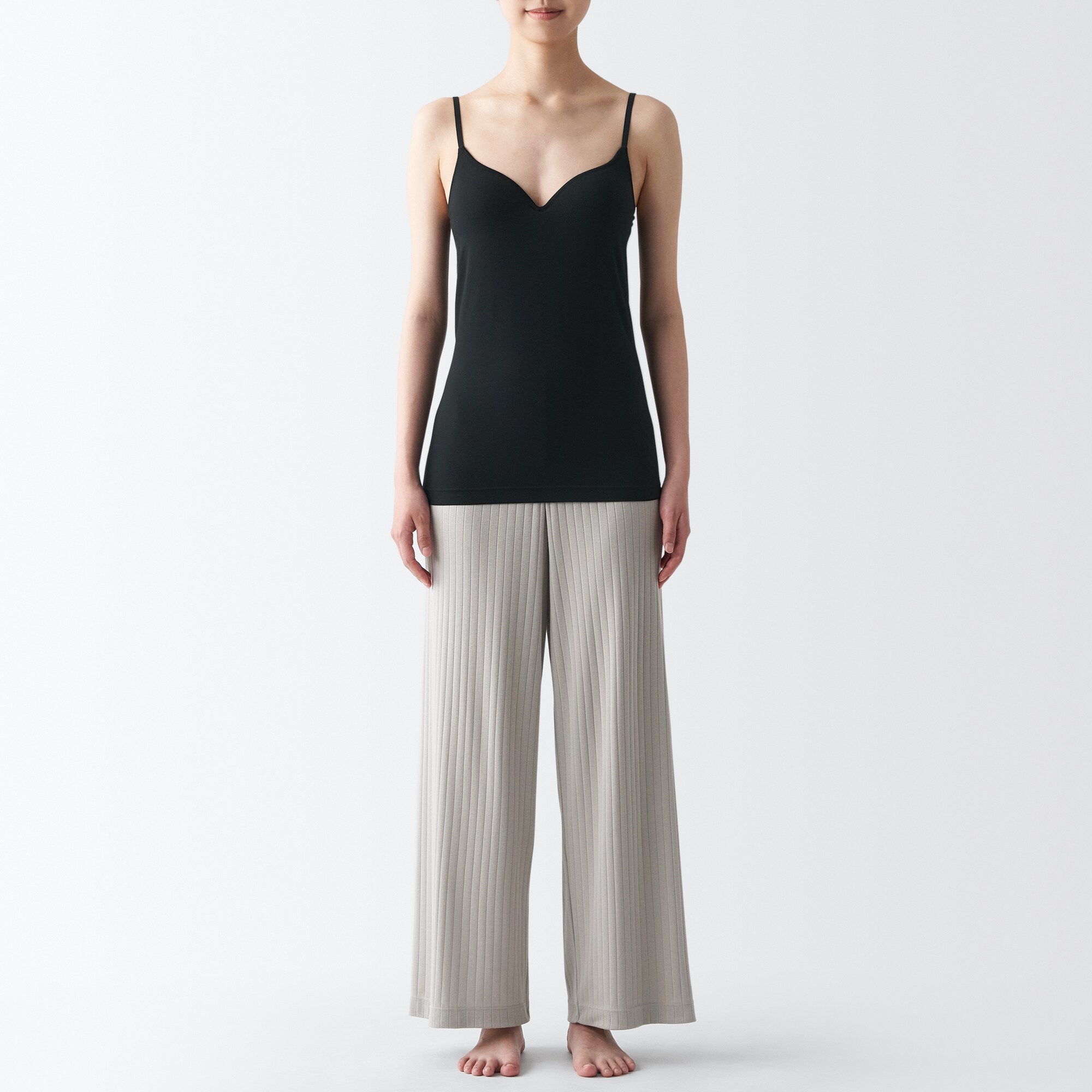 婦人　なめらかブラキャミソール