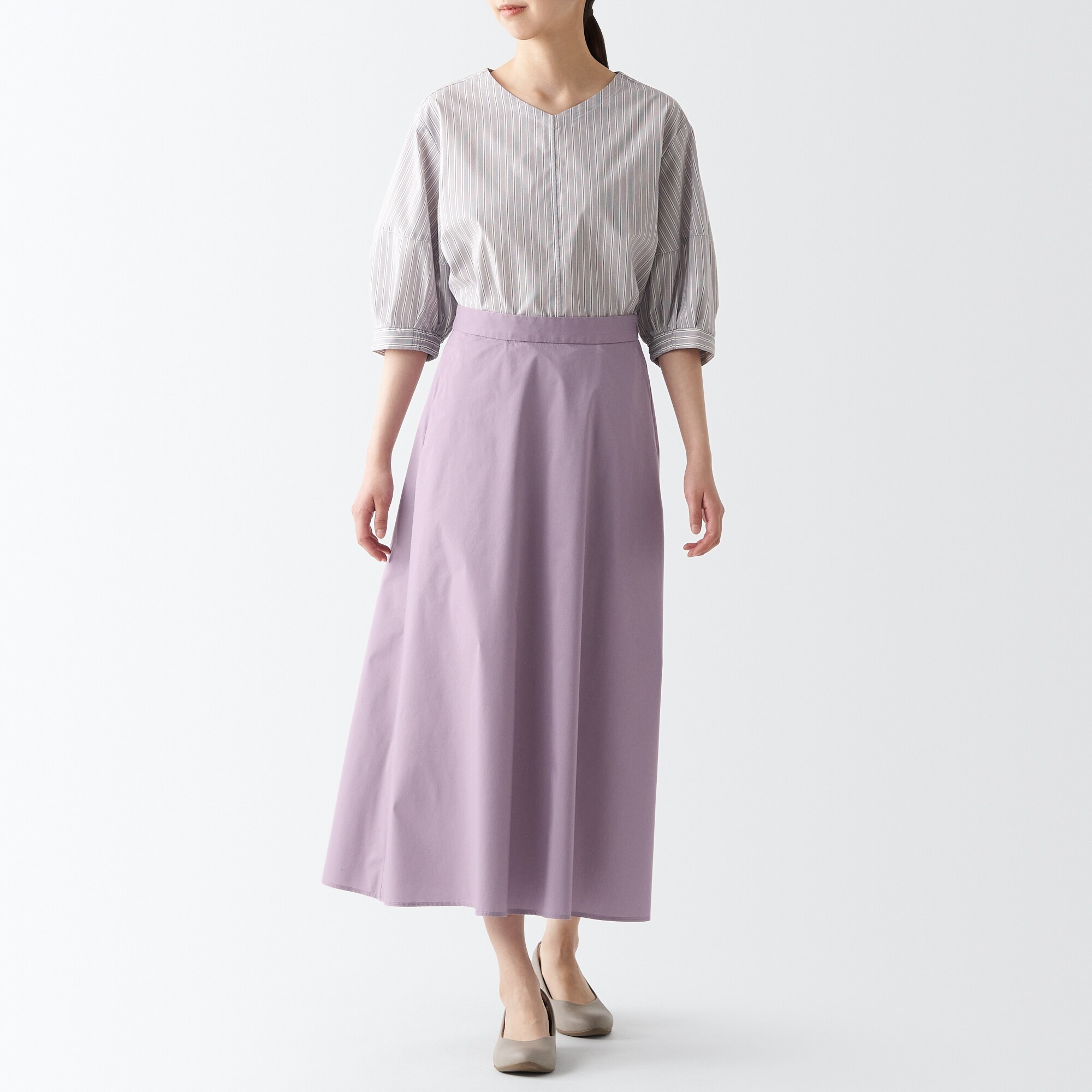 乾きやすいフレアスカート