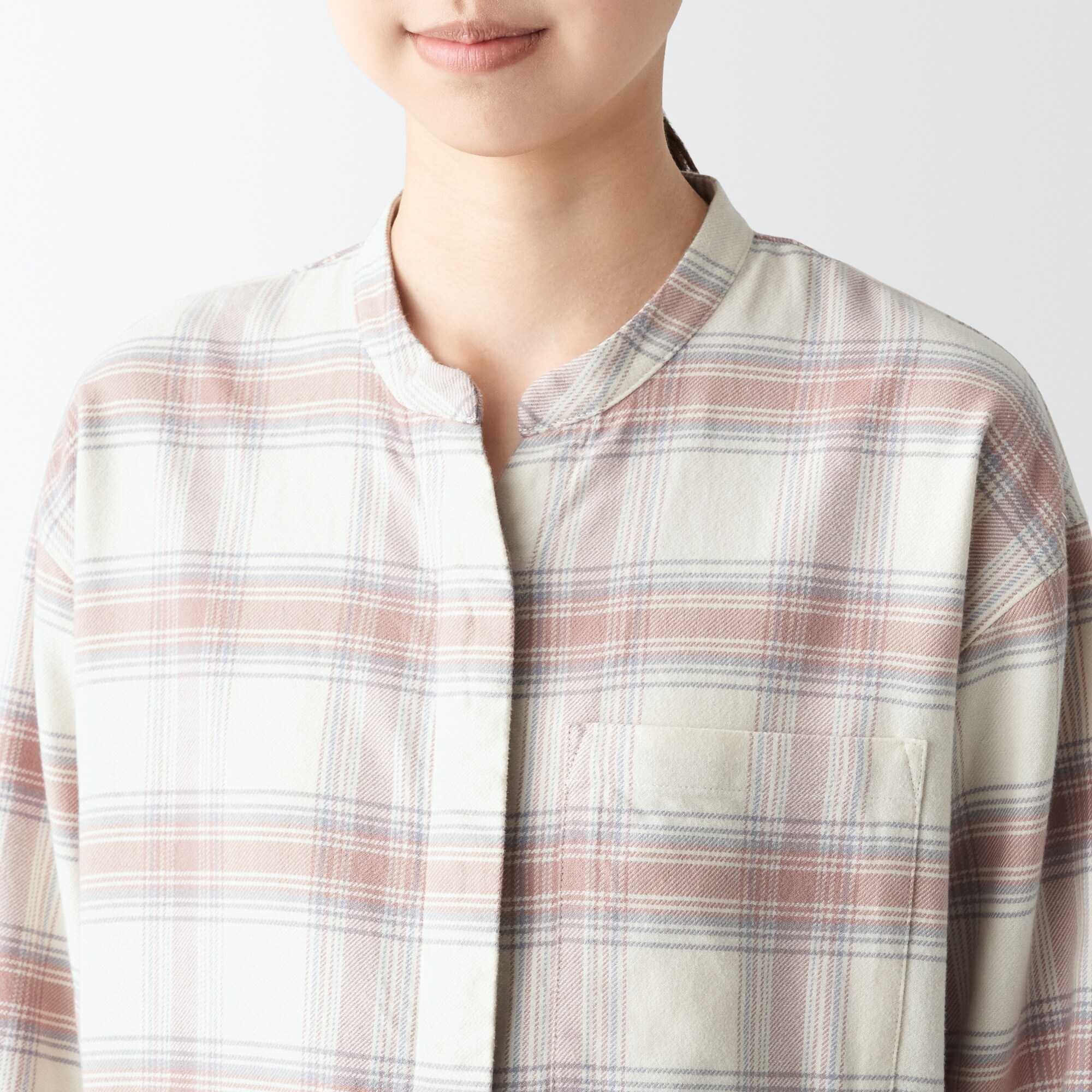 【両面起毛で温かい】脇に縫い目のない　フランネルパジャマ（マタニティ）